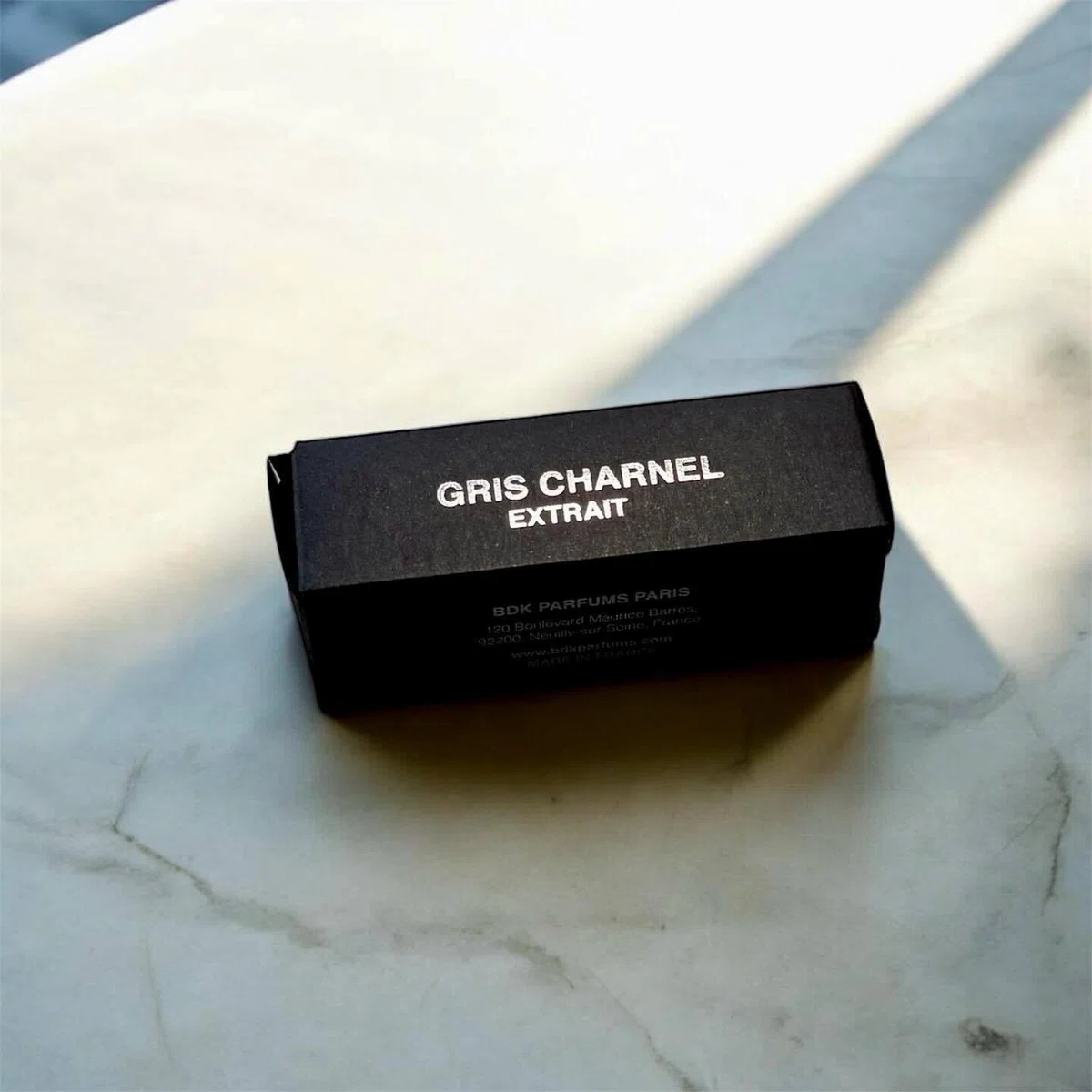 Bdk Parfums | Gris Charnel Extrait｜kaz.archvision