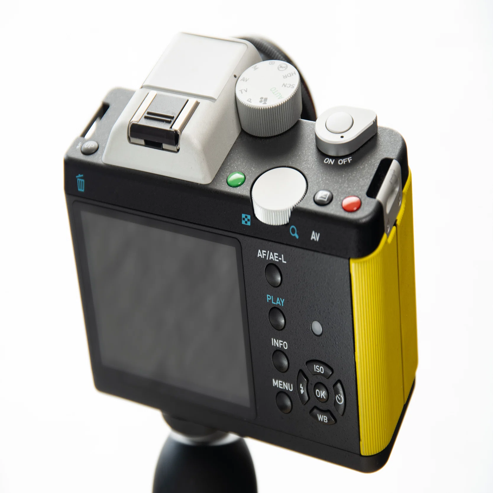 なんだかんだで手放せない。PENTAX K-01｜がま