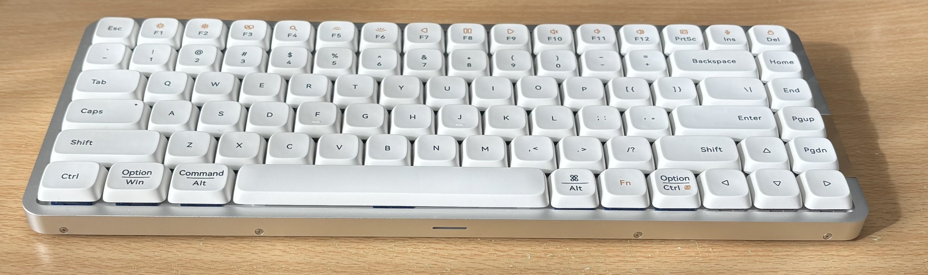 LOFREE向け・静音タクタイル・キースイッチ・Deep Sea 84+1個 理想の静音ロープロファイルキーボードをLofree Flow 84 + Kailh