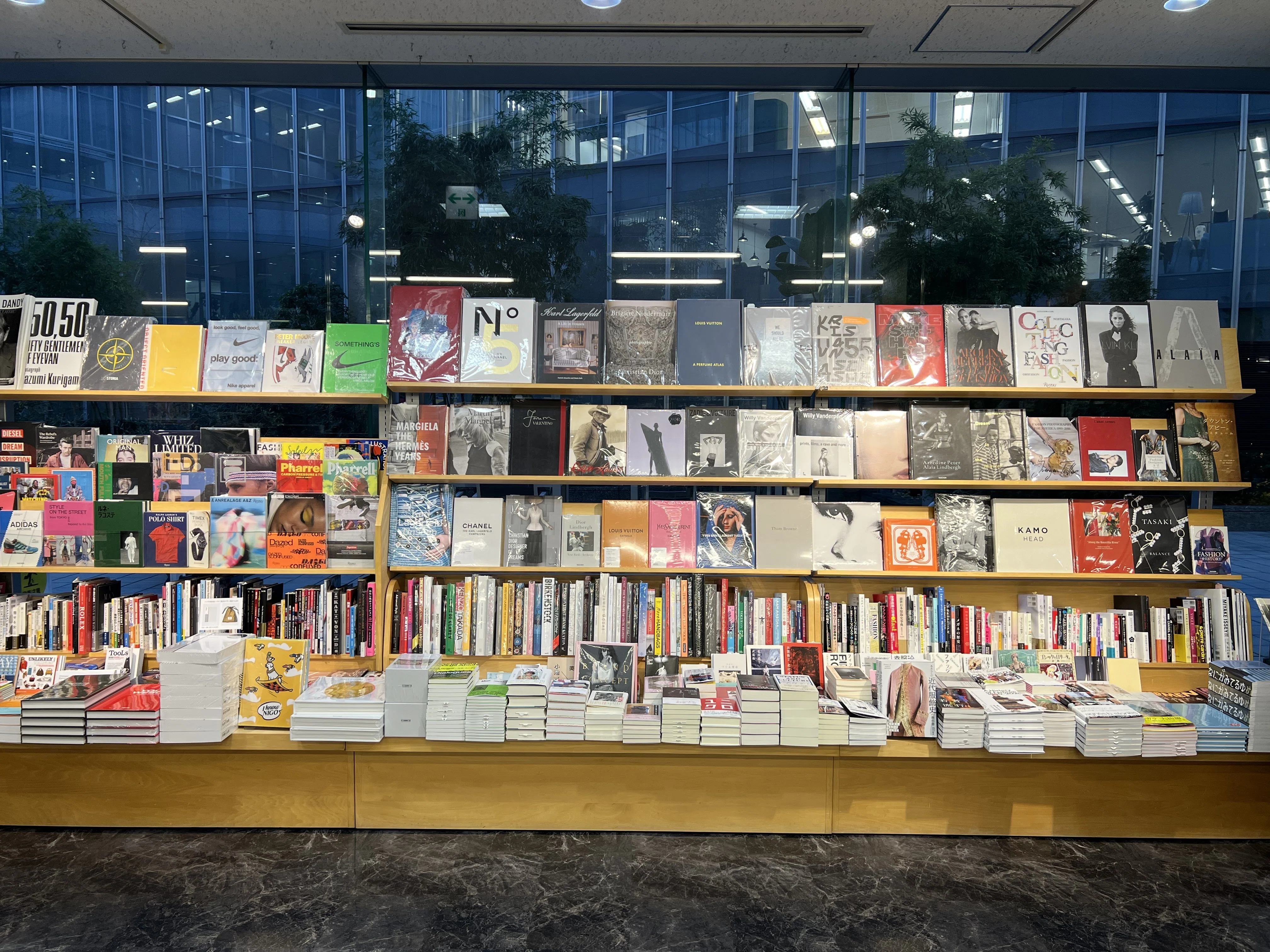 本屋発注百景vol.19 青山ブックセンター本店｜BookCellar事務局