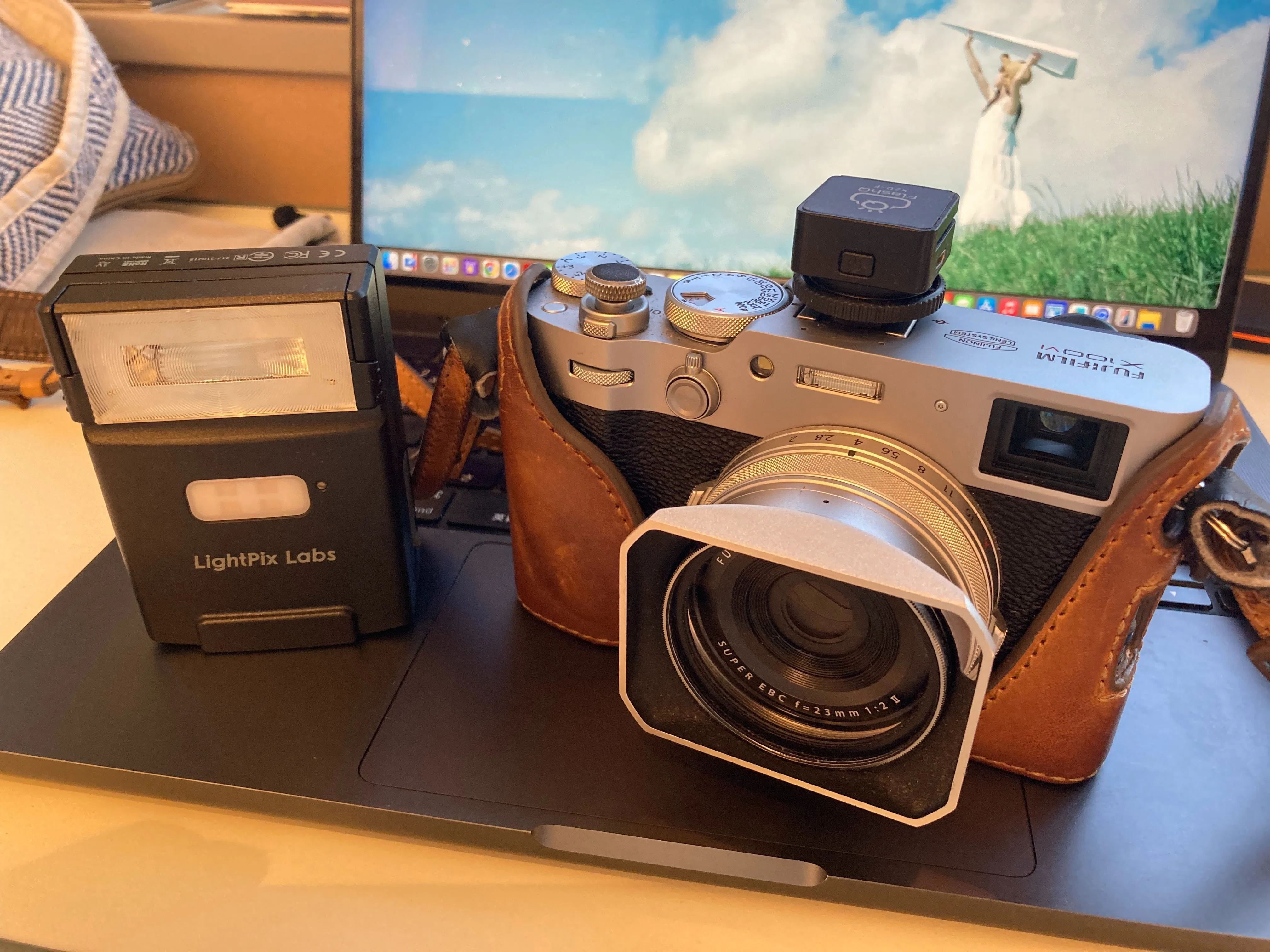 X100シリーズにぴったりのFLASH｜雅辺