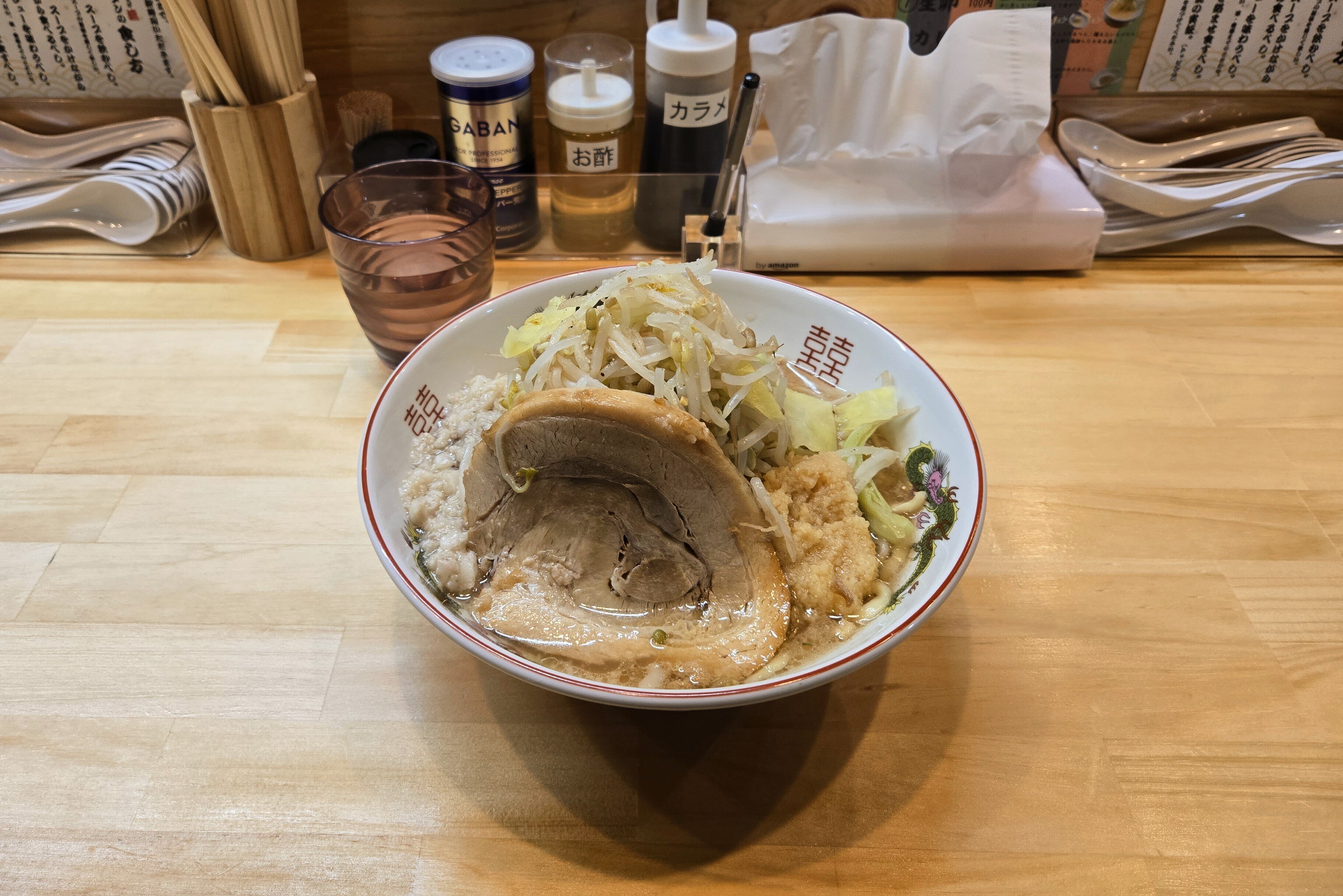 今日の机20250208『ニンニクマシマシ』｜中嶌まり