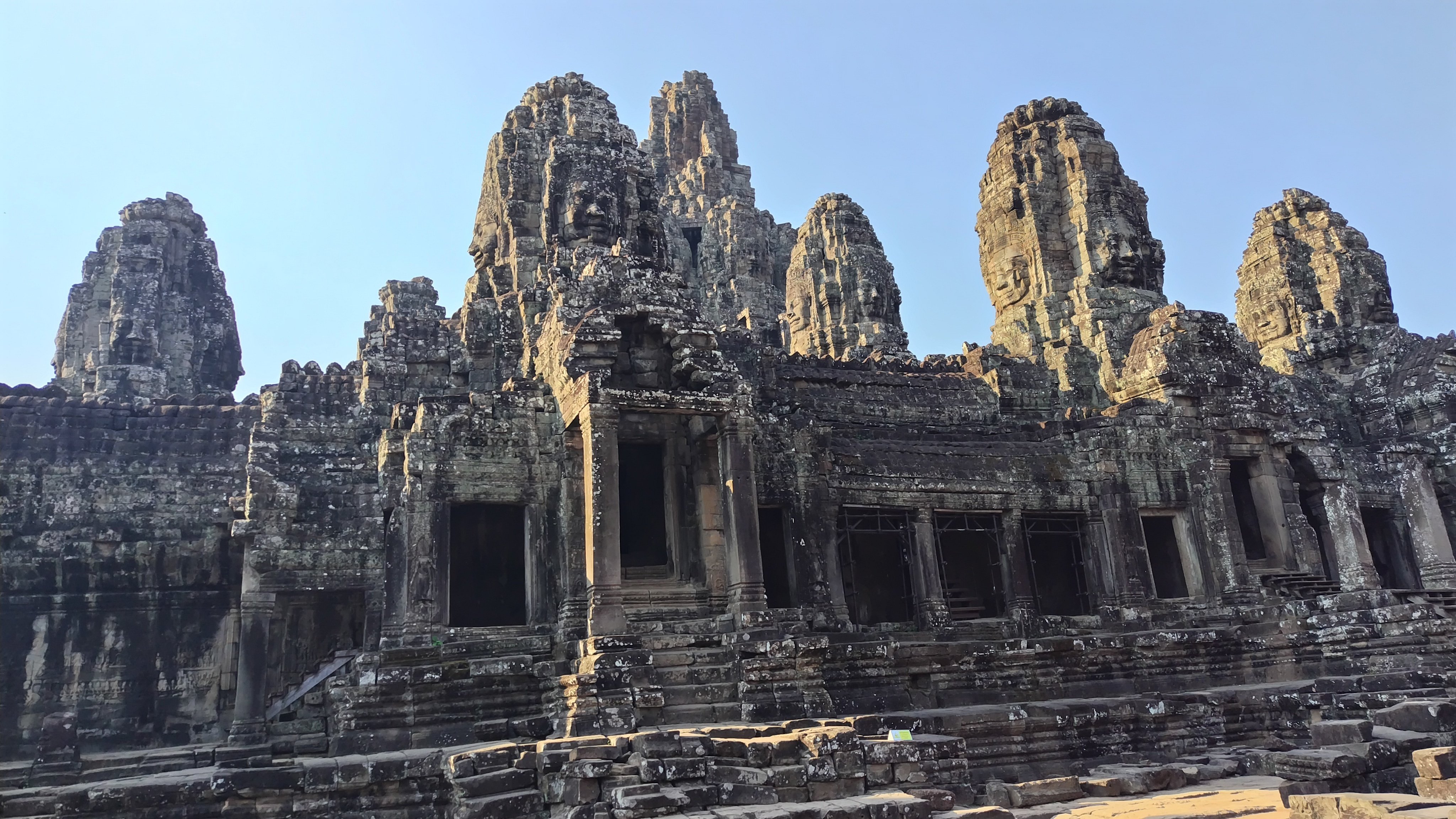 アンコールワット 遺跡 世界遺産 鉱物 石 カンボジア シェムリアップ。 アンコールワット 遺跡 世界遺産 鉱物 石 カンボジア シェムリ