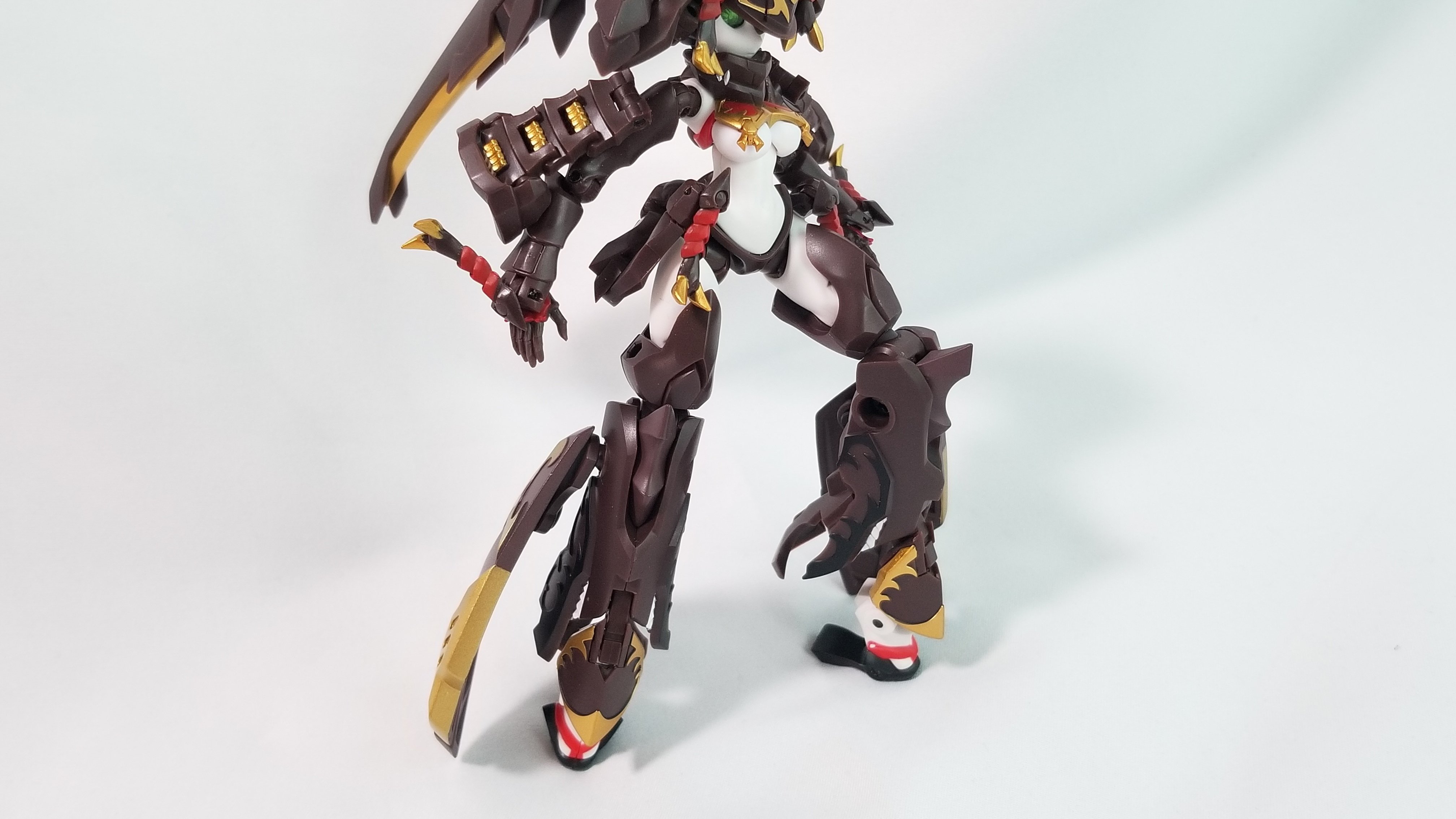 某B社製DX変形玩具のオタクがハイエイジトイと格闘する【大火鳥製造 虫