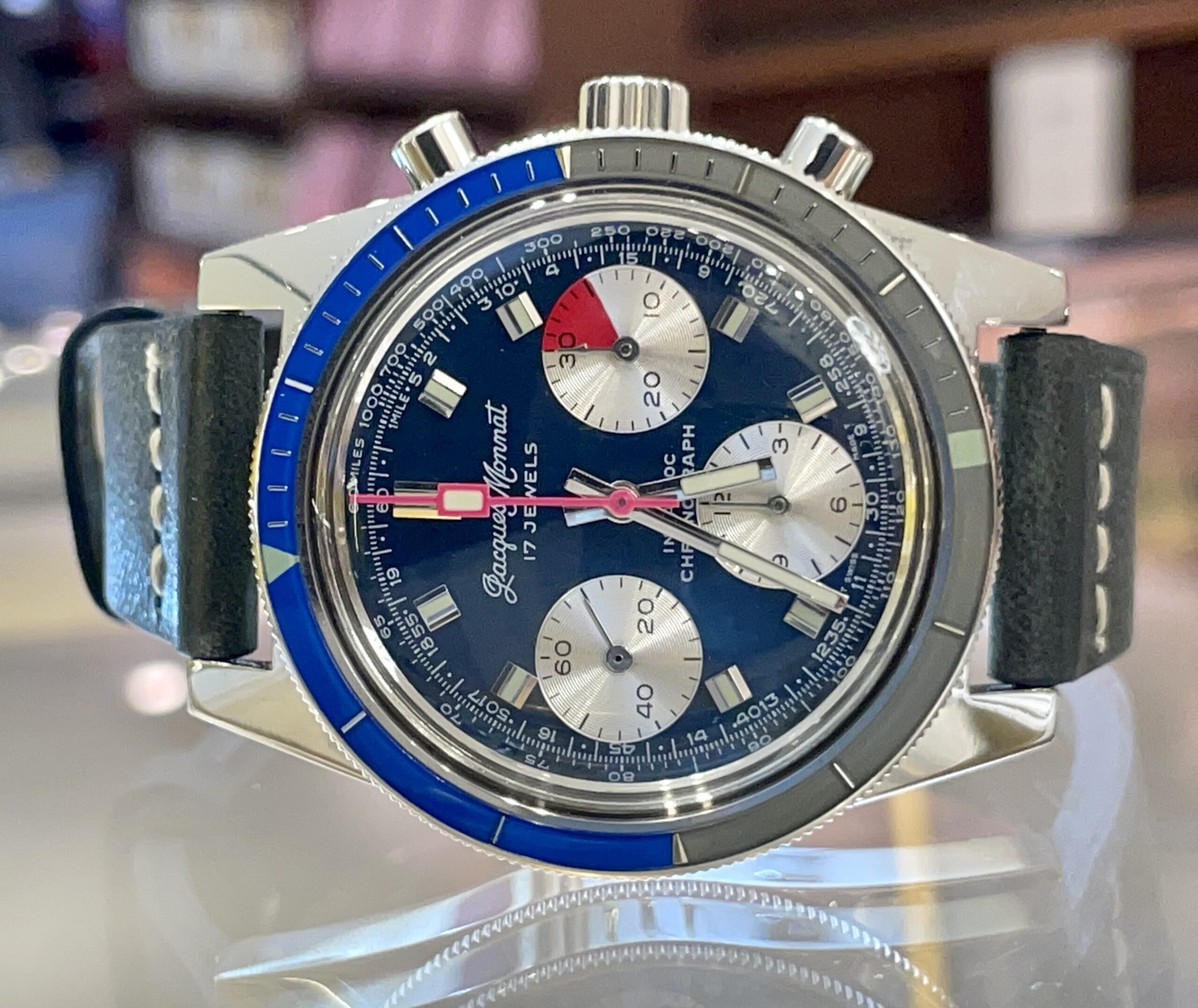 MONDAINE（モンディーン）腕時計の電池交換を承りました