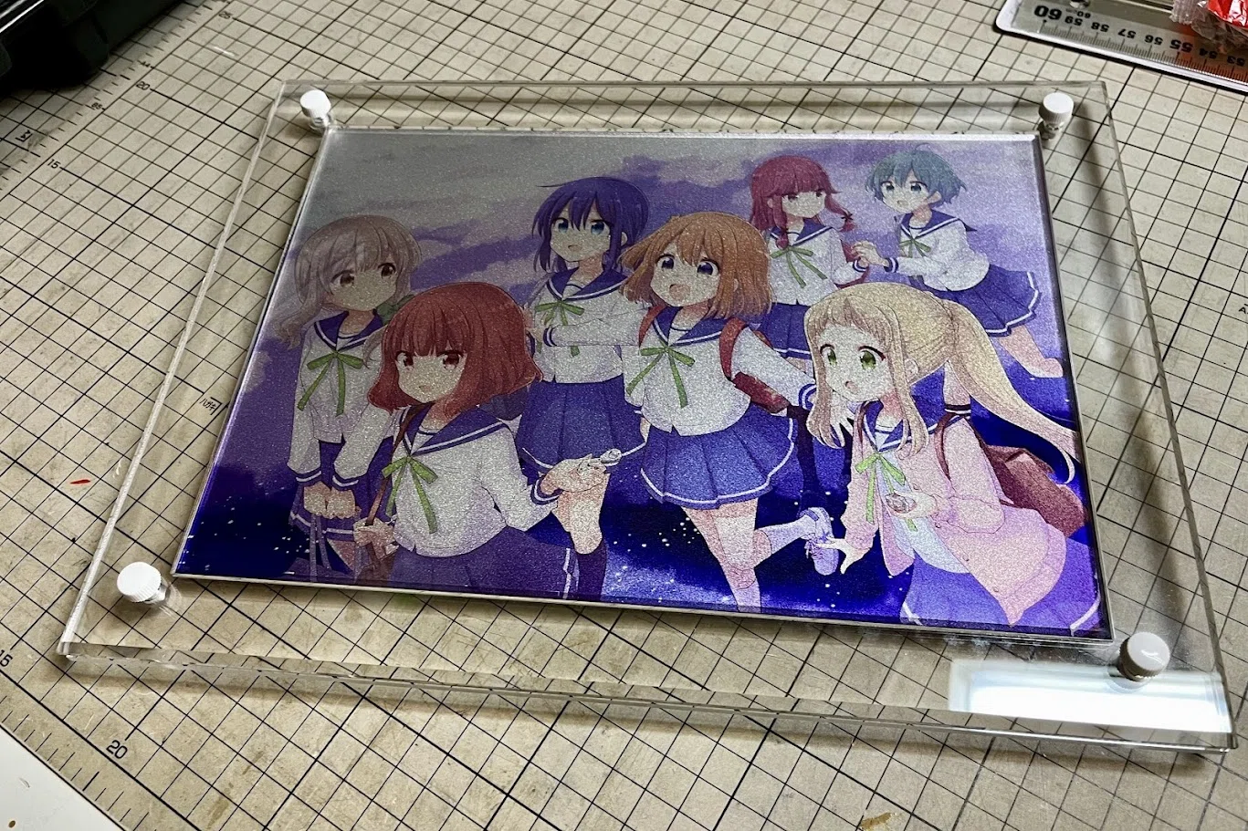 きらら展のアクリルアートプレートが入る透明フレームを作った｜kn1cht