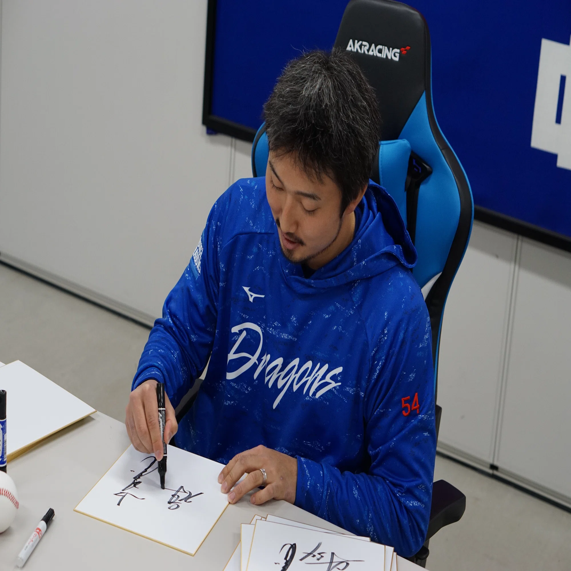 中日ドラゴンズ藤嶋投手にインタビュー～なごやスポーツ応援団 