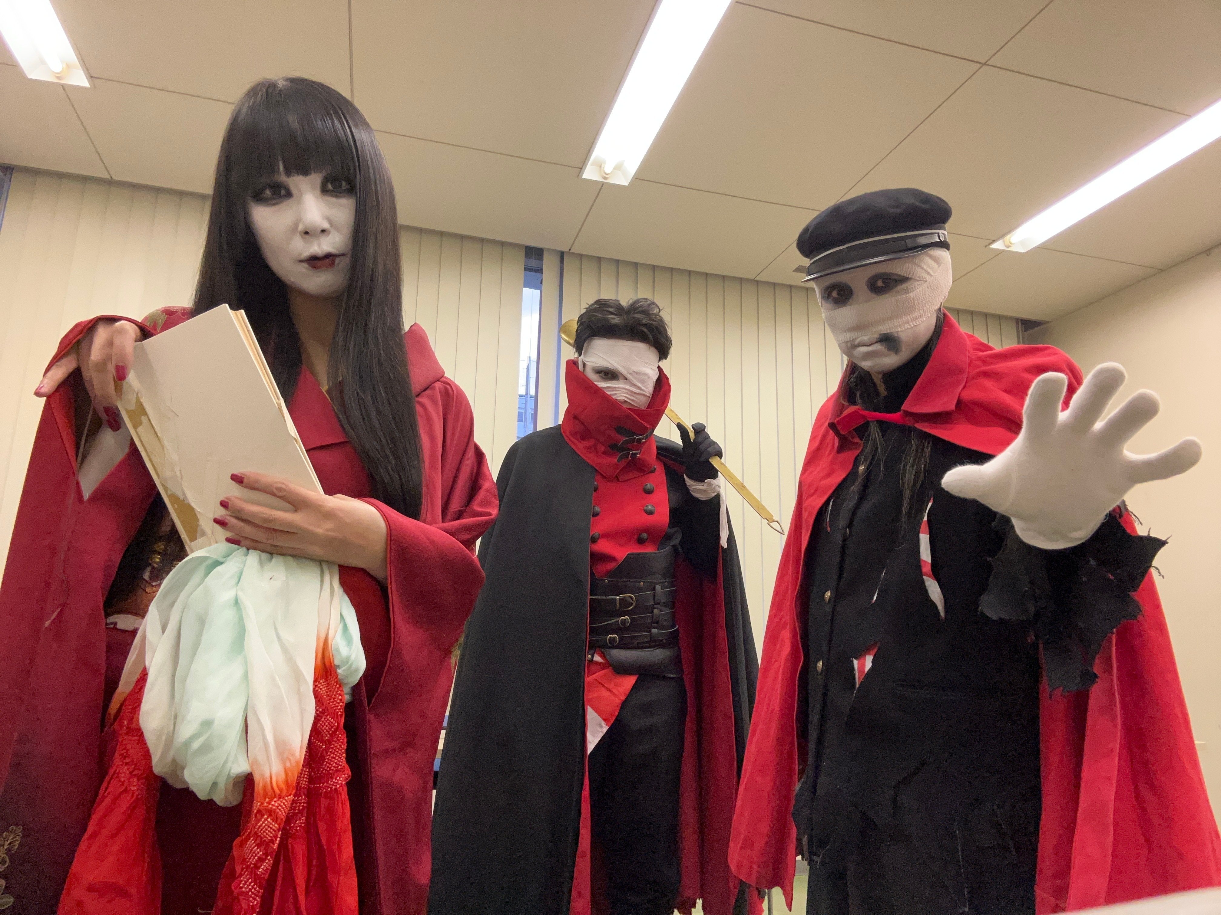 第219怪～四畳半国家で歌う｜宮悪戦車【ストロベリーソング