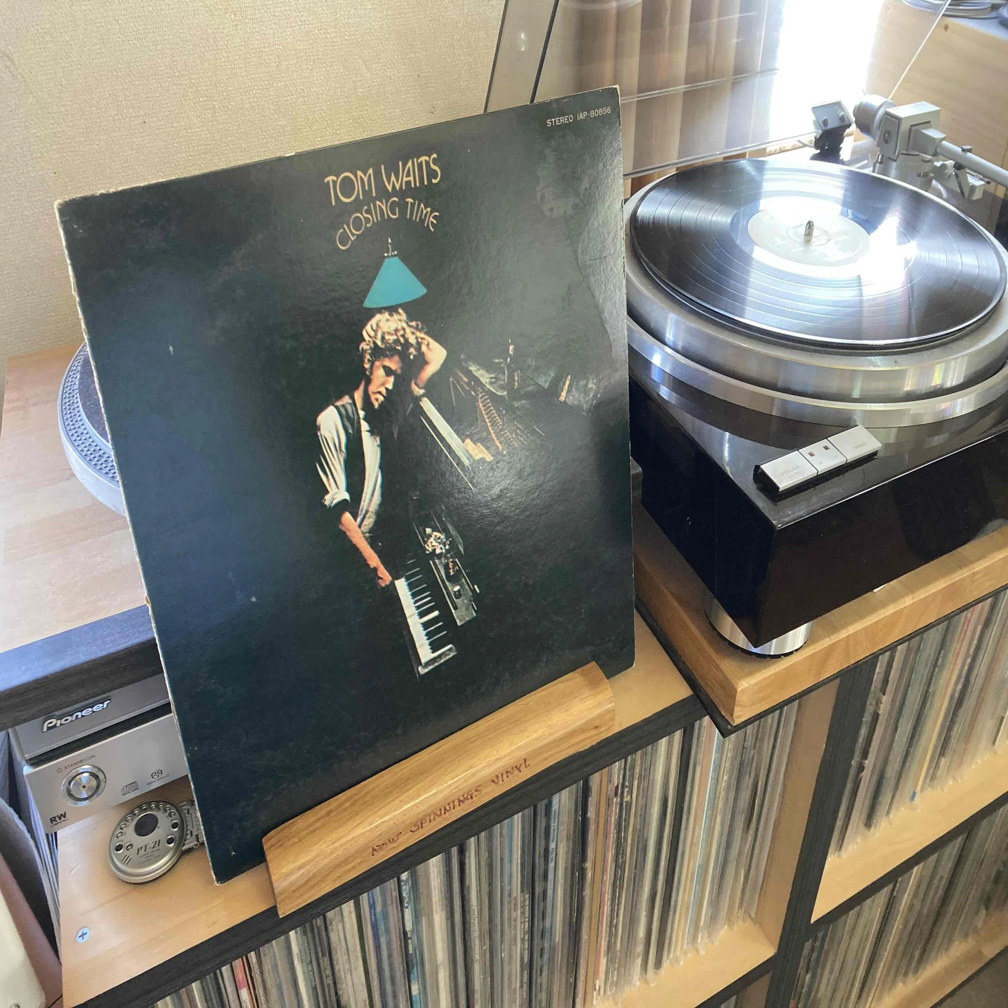 Tom Waits [ Closing Time ] 東芝音工 IAP-80856｜naruru