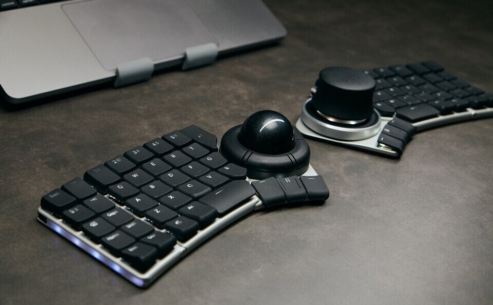 ガジェット紹介】キーボード界最強?自作キーボードを超える機能