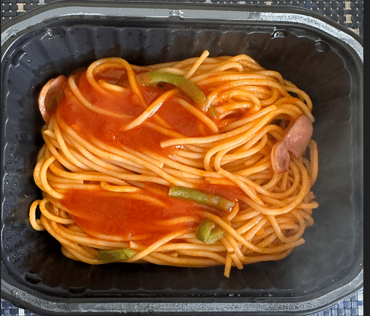 食レポ】セブンプレミアム「ナポリタン」｜Crusoe