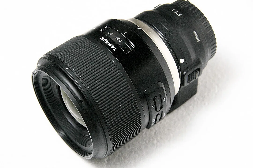 【やや難あり】TAMRON SP35mm F1.8 ニコン Nikon1v1｜TAMRON SP35mm f/1.8｜夏と放し飼い