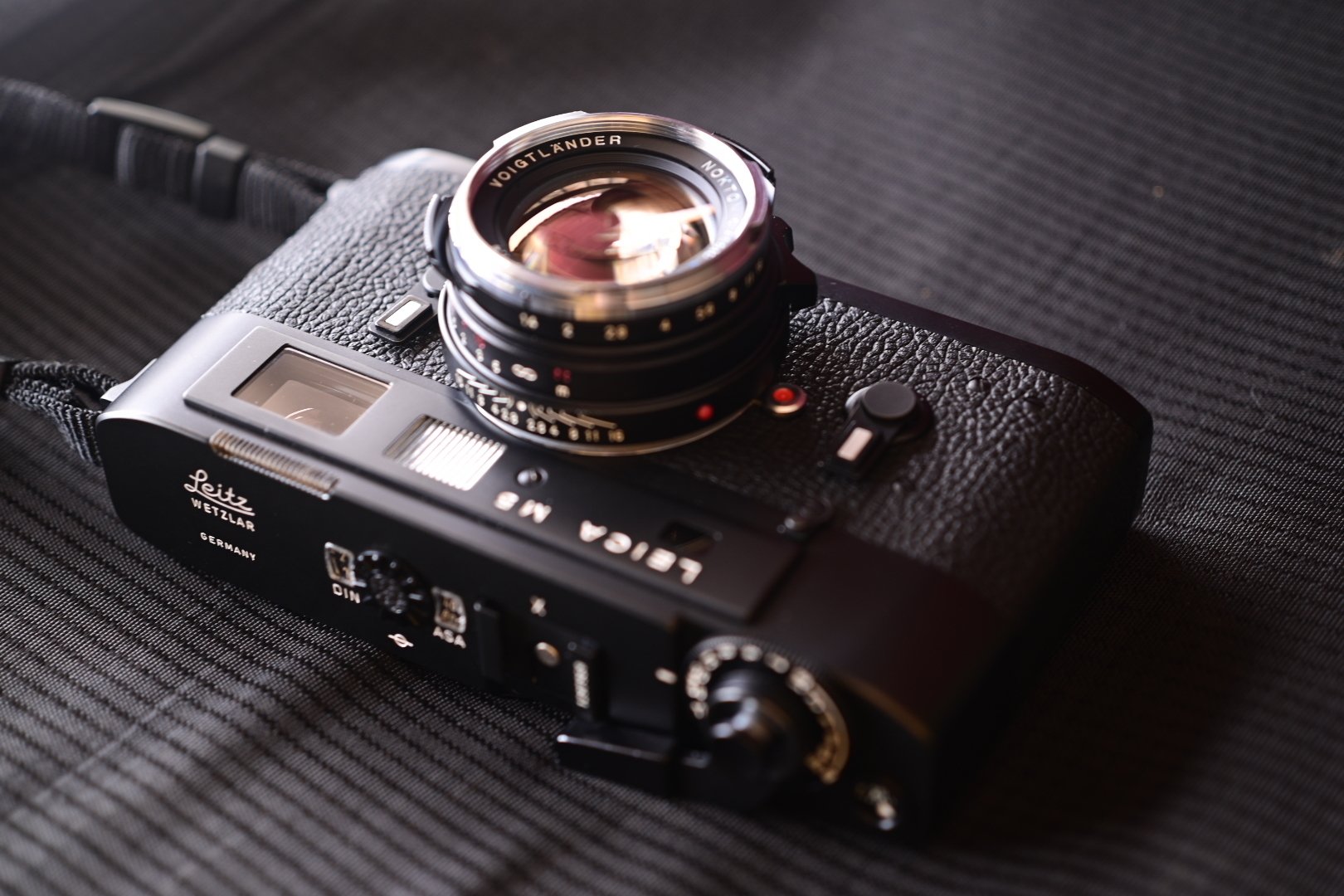 LeicaM8 デジタルカメラNOKTON Classic 40mm F1.4付 レンズ沼あれこれ：VOIGTLANDER NOKTON classic 40mm F1.4｜ひっ