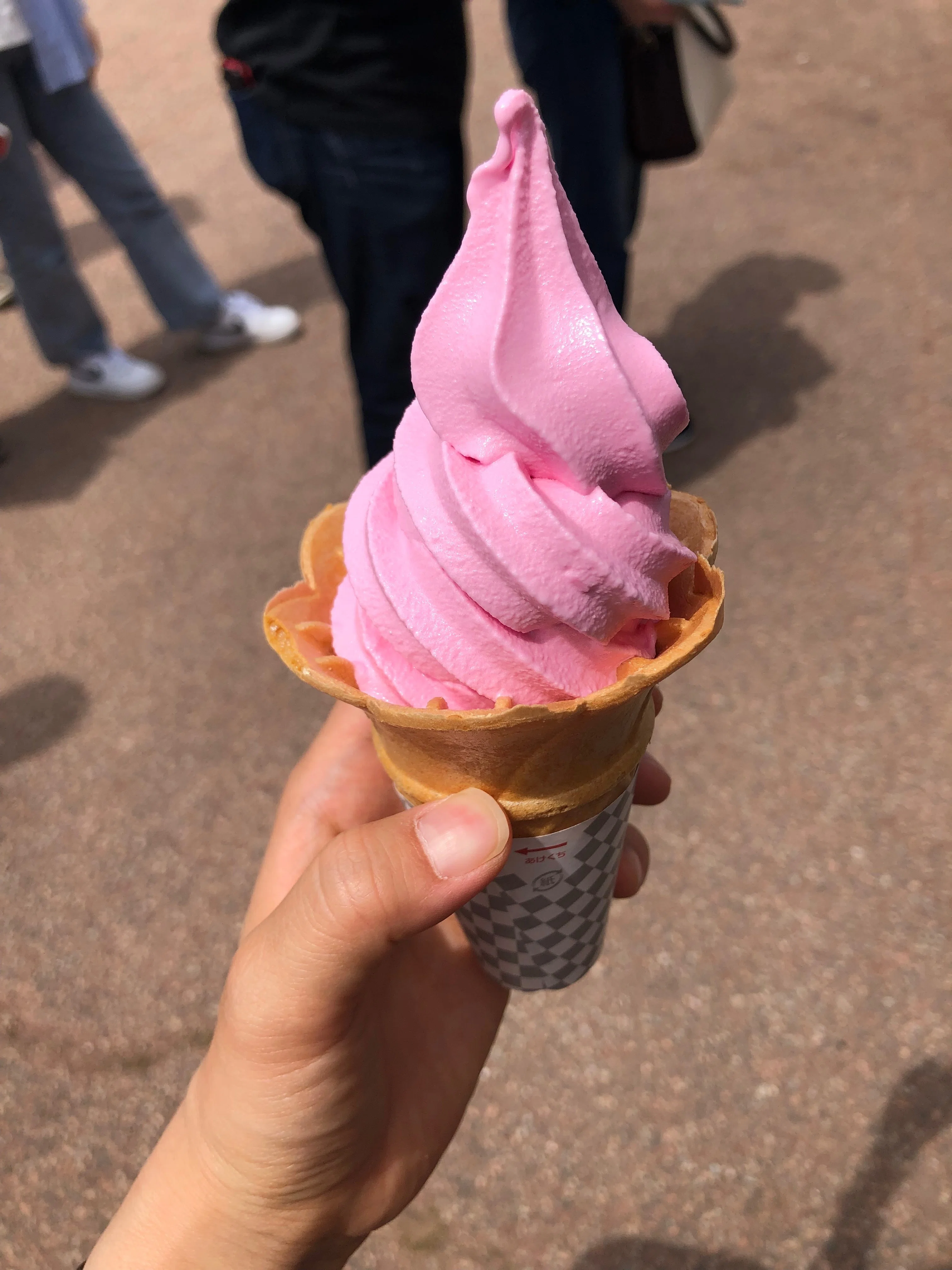 食べよう、ご当地ソフトクリーム｜取河つくね