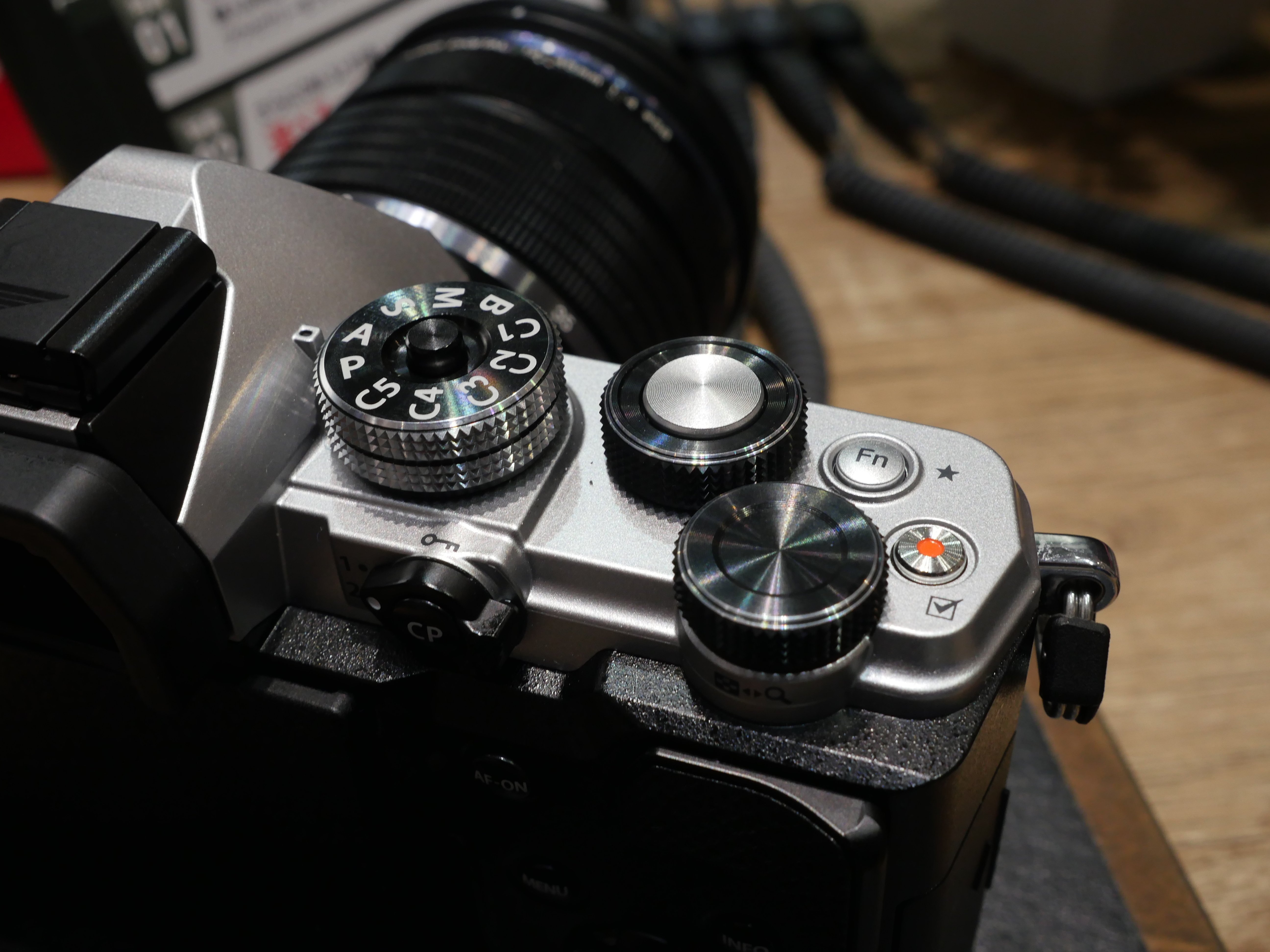 OM SYSTEM OM-3 みてきて感じた感想！新プレミアムモデル誕生