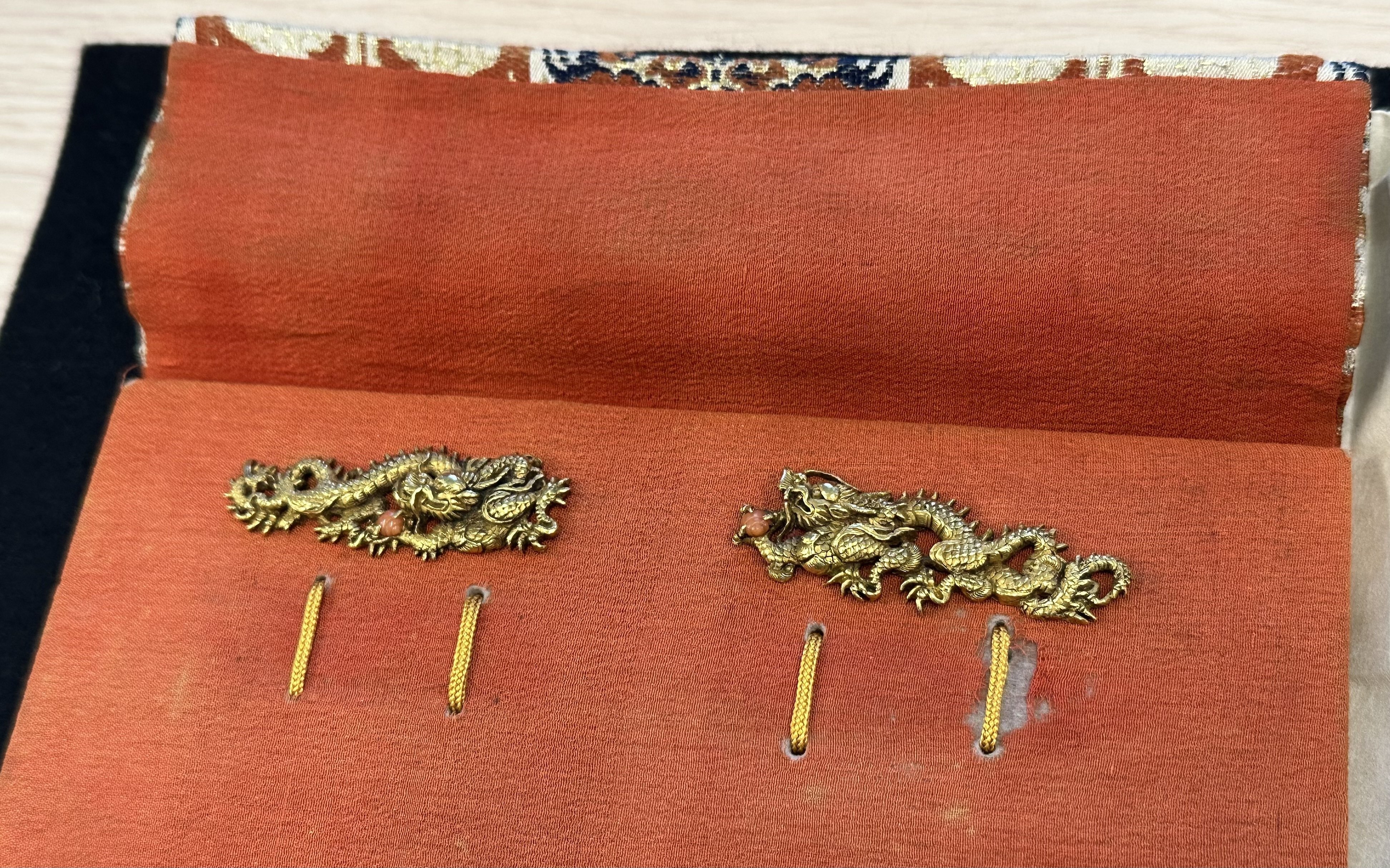 倶利伽羅珠追龍の目貫　二個一組　　江戸時代保証!!! 倶利伽羅珠追龍の目貫 二個一組 江戸時代保証!!! - メルカリ