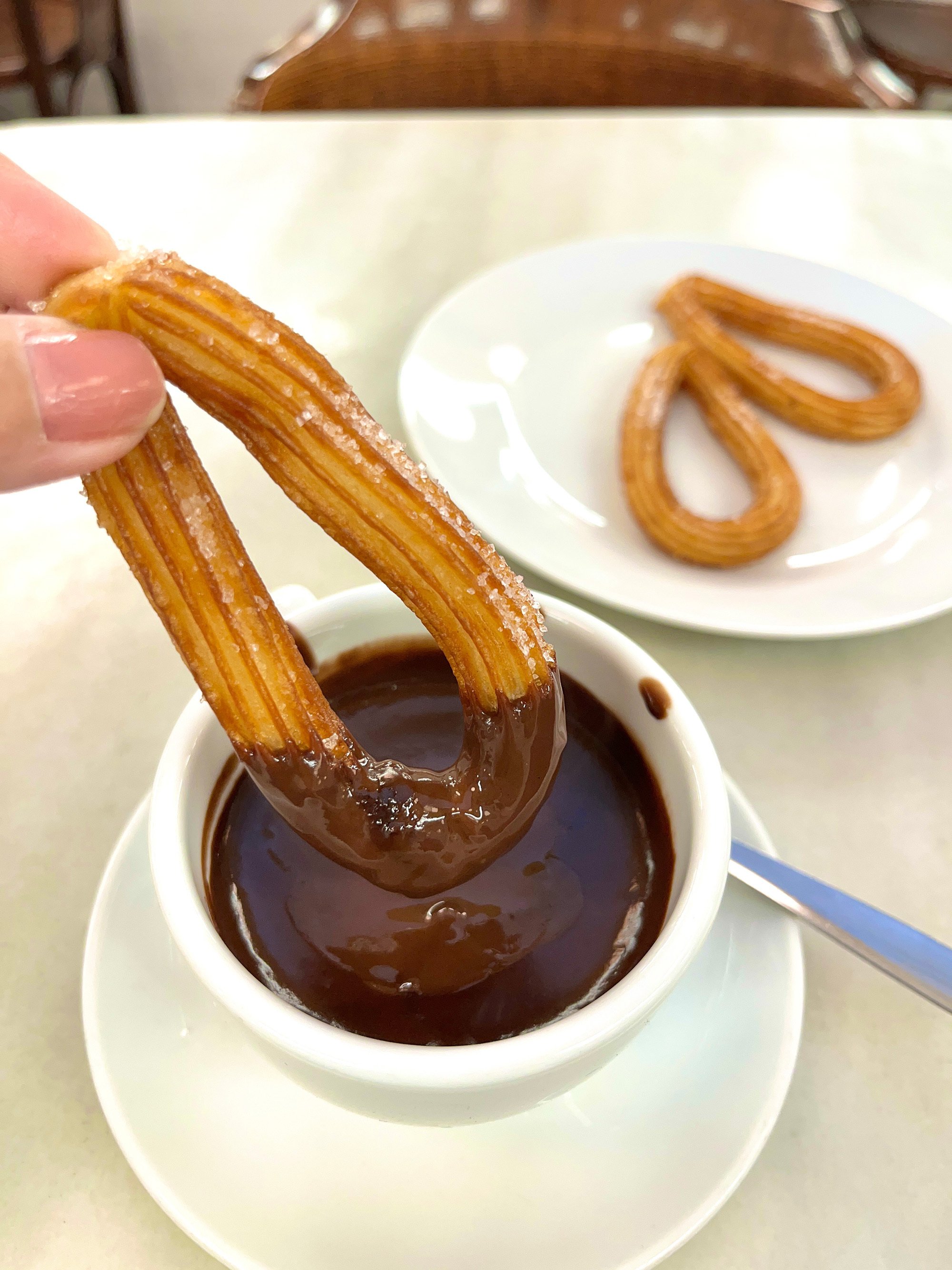 スペインのチョコは飲んでも食べても最高｜わん吉