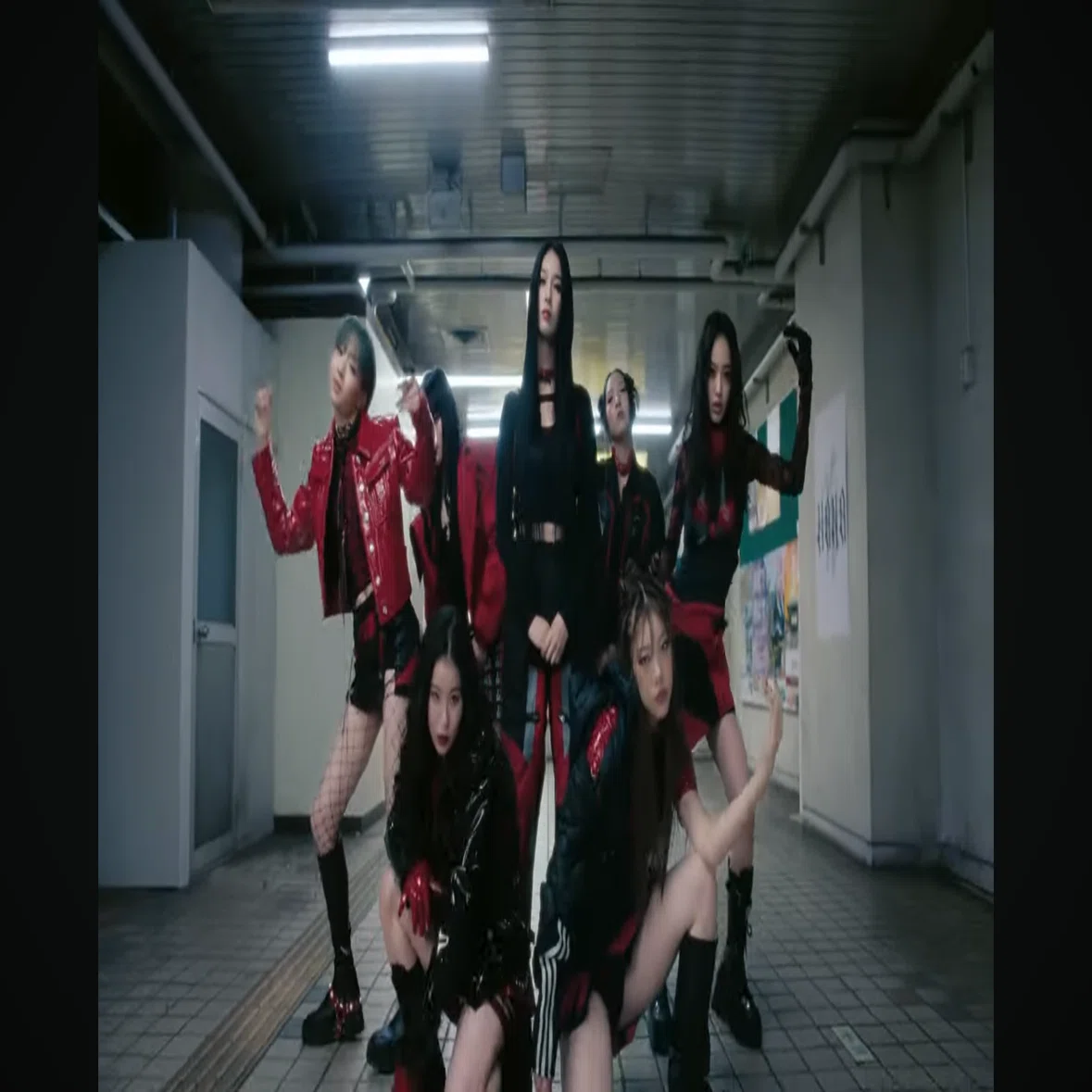 HANA】プレデビュー曲｢Drop｣MV考察まとめ｜リソリソ🧑🏻‍🦲限界アラサーOL