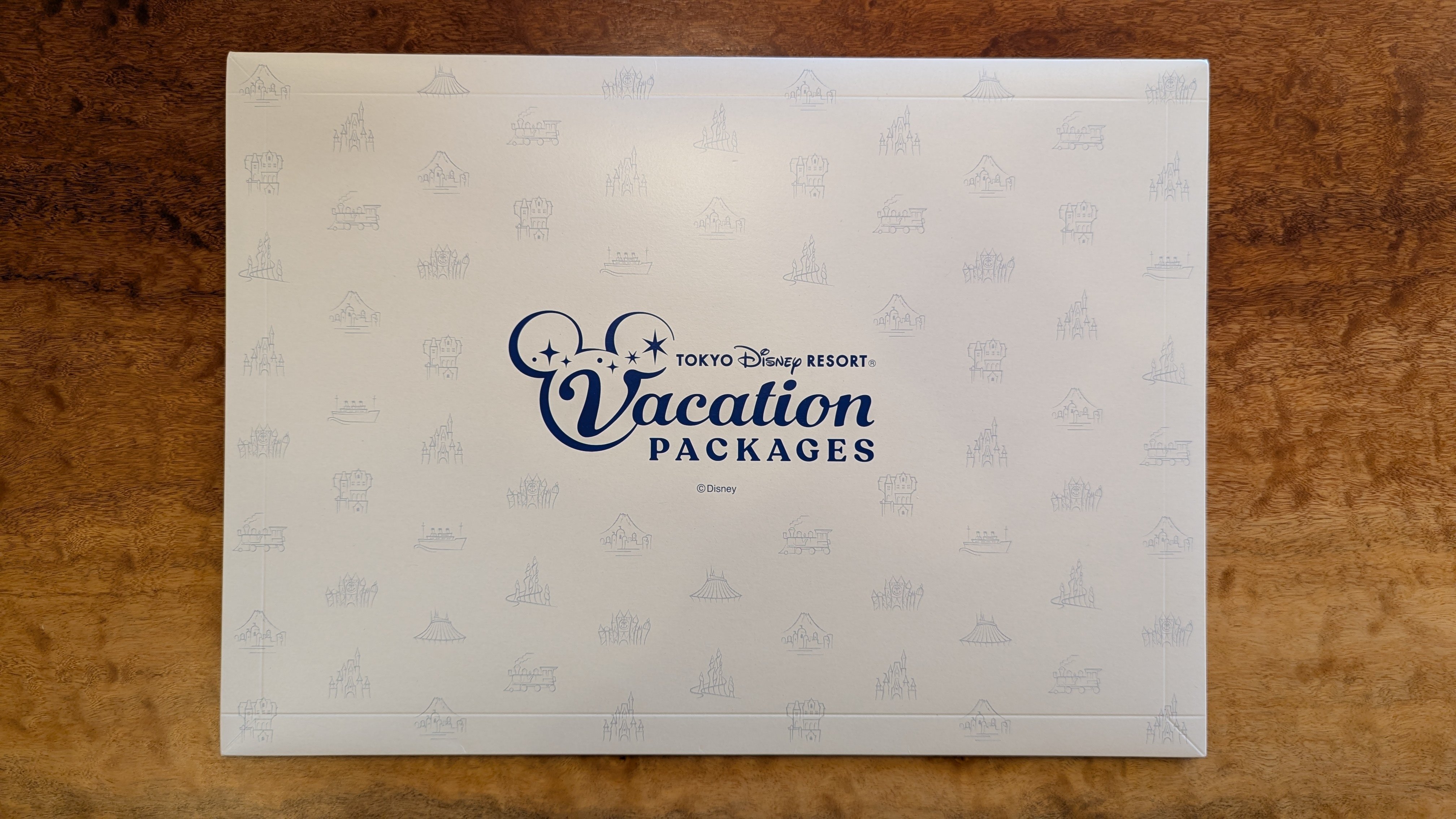 バケーションパッケージのキットが届く時期は旅程の およそ一週間前