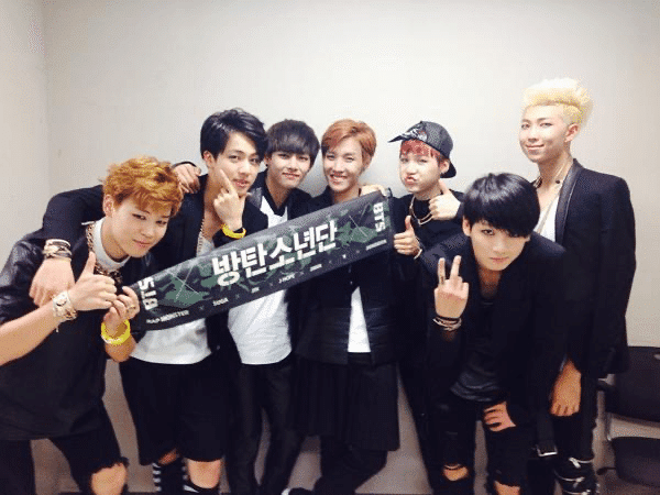 【レア】BTS 防弾少年団 ショーケース 生写真 公式 SHOWCASE レア】BTS 防弾少年団 ショーケース 生写真 公式 SHOWCASE 2025