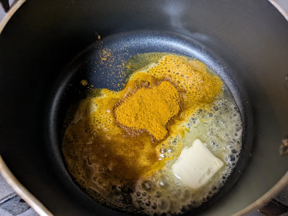 Store Bought Roux Spring Curry with Rapeseed Blossoms and New Onions.|tokeiya