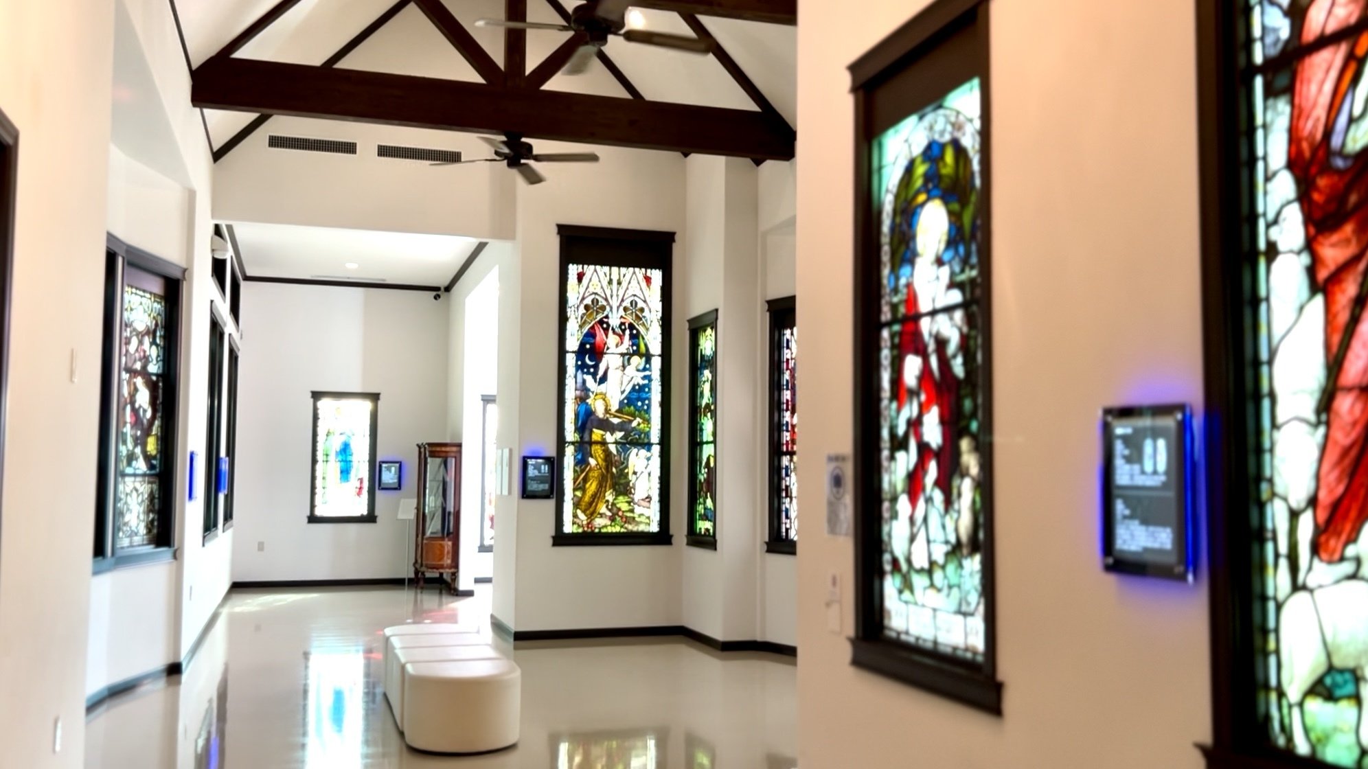 掛川100景 【No.76】 掛川ステンドグラス美術館｜掛川市