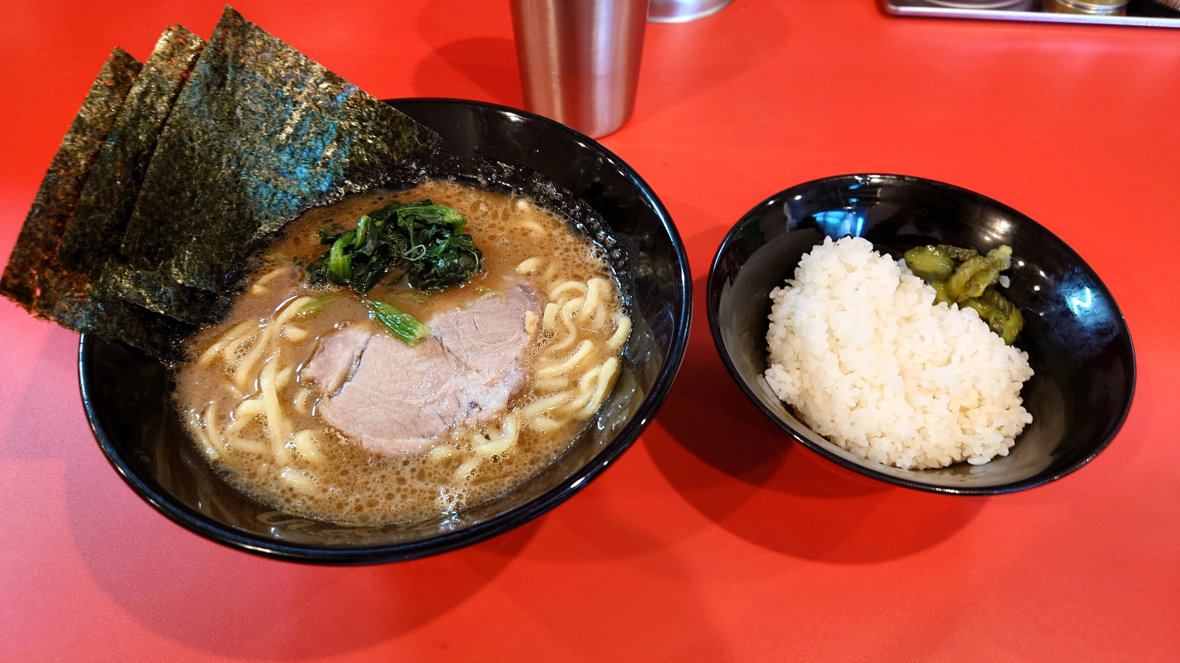 食レポ】横浜家系ラーメン みどり＠新宿（2025.02.14訪問） - 蒼風拉麺探訪