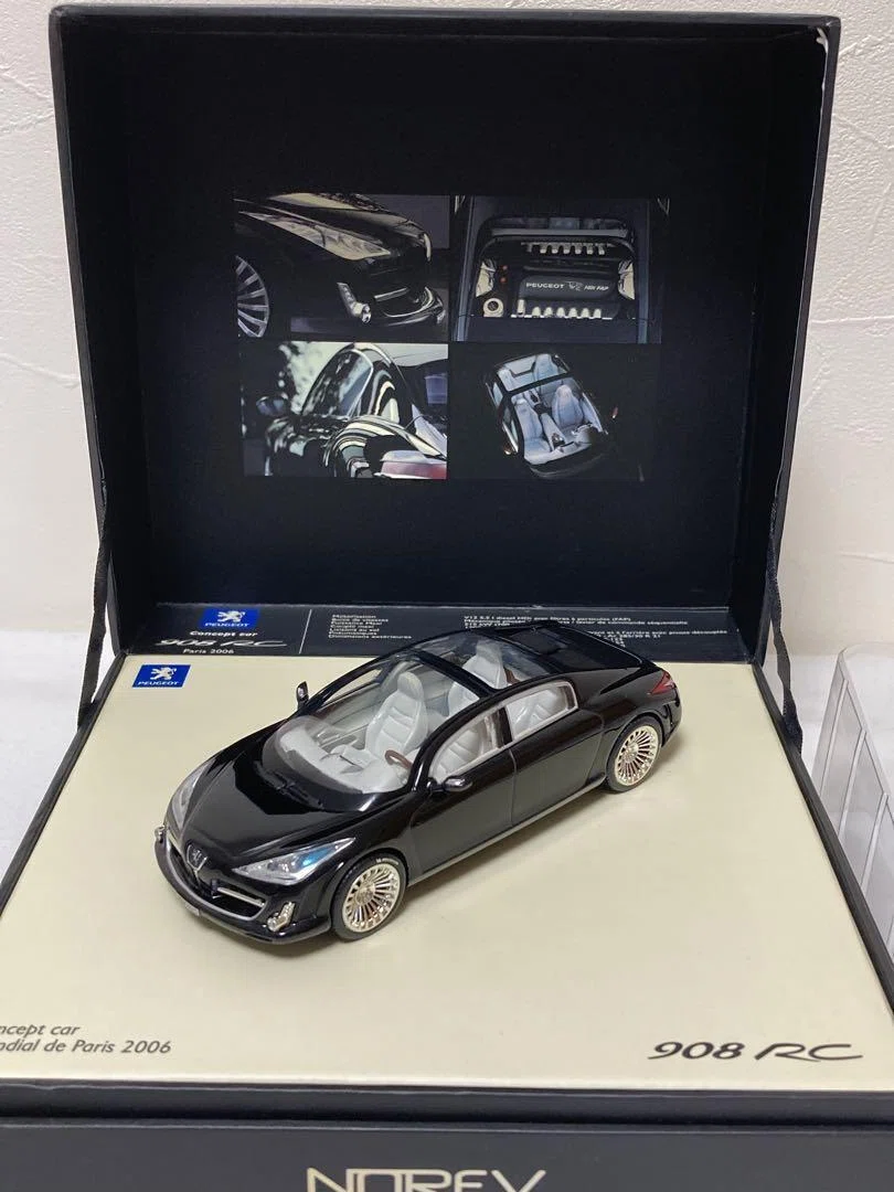 コンセプトカーをモデル化したミニカー達｜山本英貴/hidexxxxx