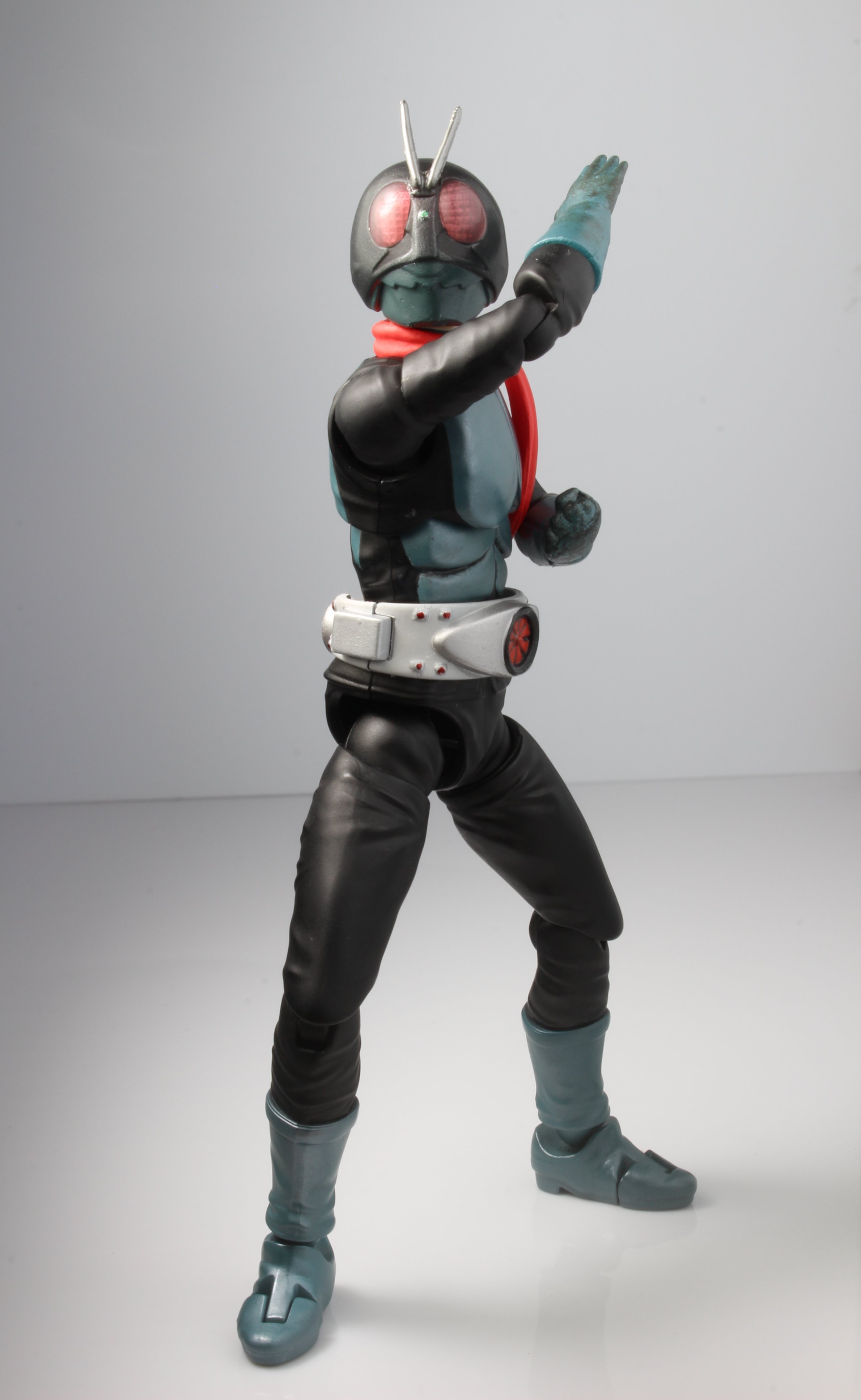 改造&塗装】掌動XX 仮面ライダー旧1号｜アシム