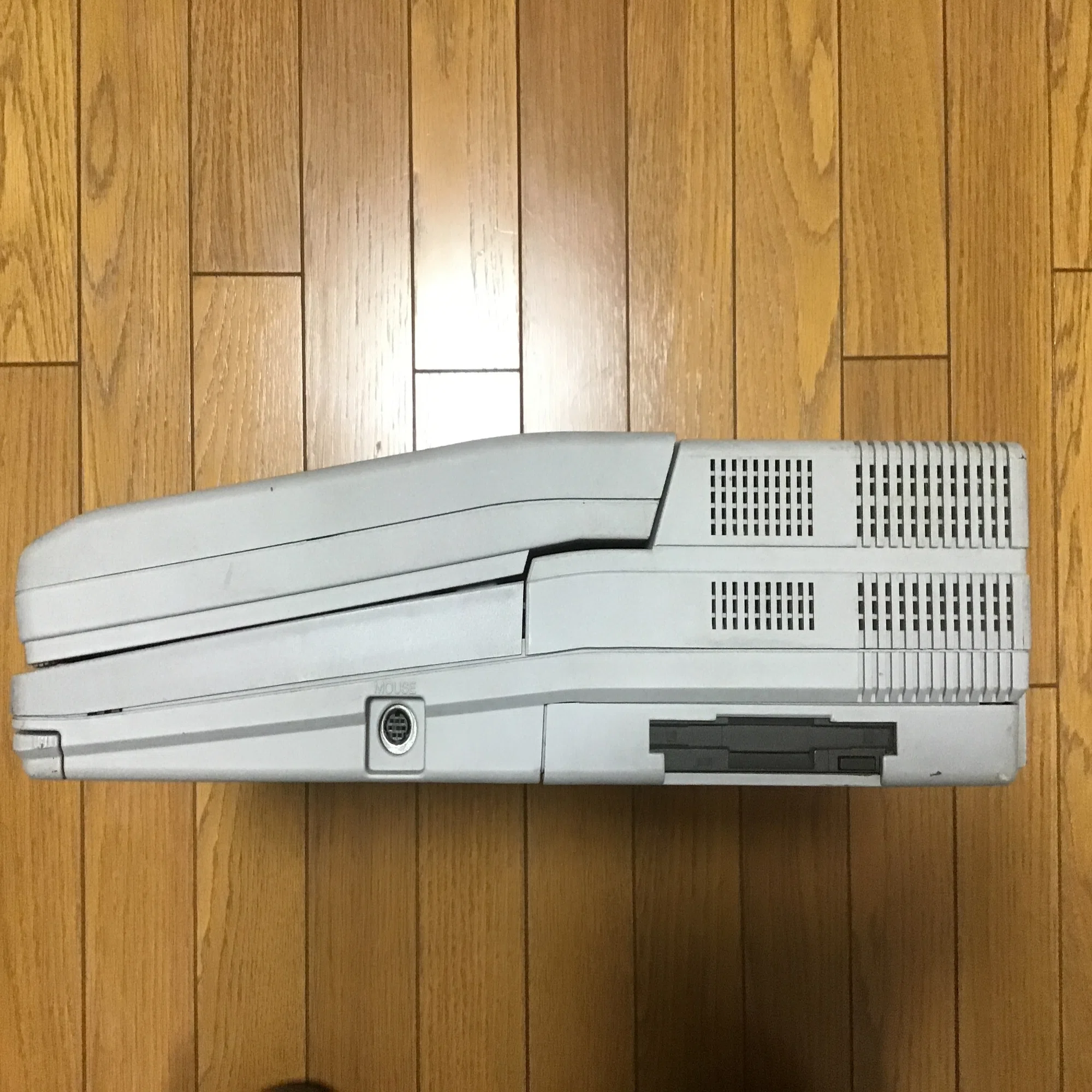 ポータブル UNIX ワークステーション SPARC LT｜ushicow