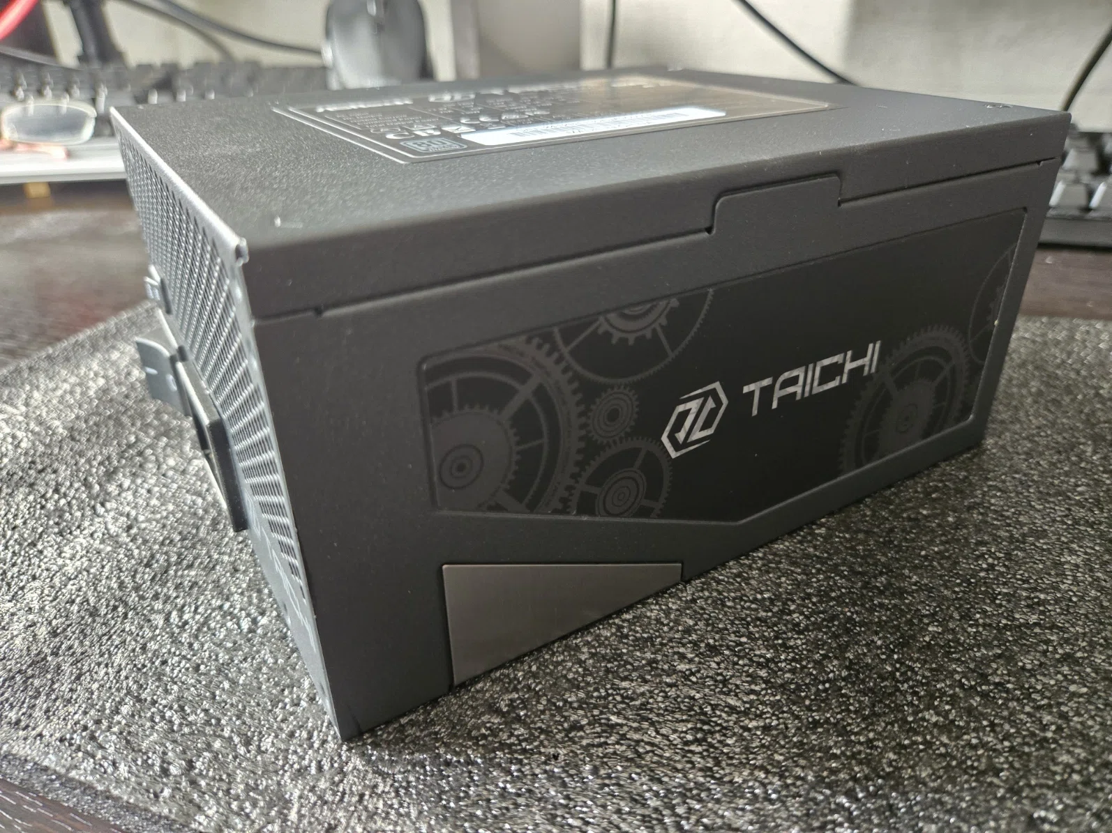 ASRock Taichi TC-1300Tを買って組付けた話｜みけねこ！ワークス