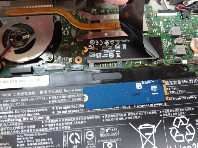 富士通「LIFEBOOK U9310/D SSD換装」｜かめた