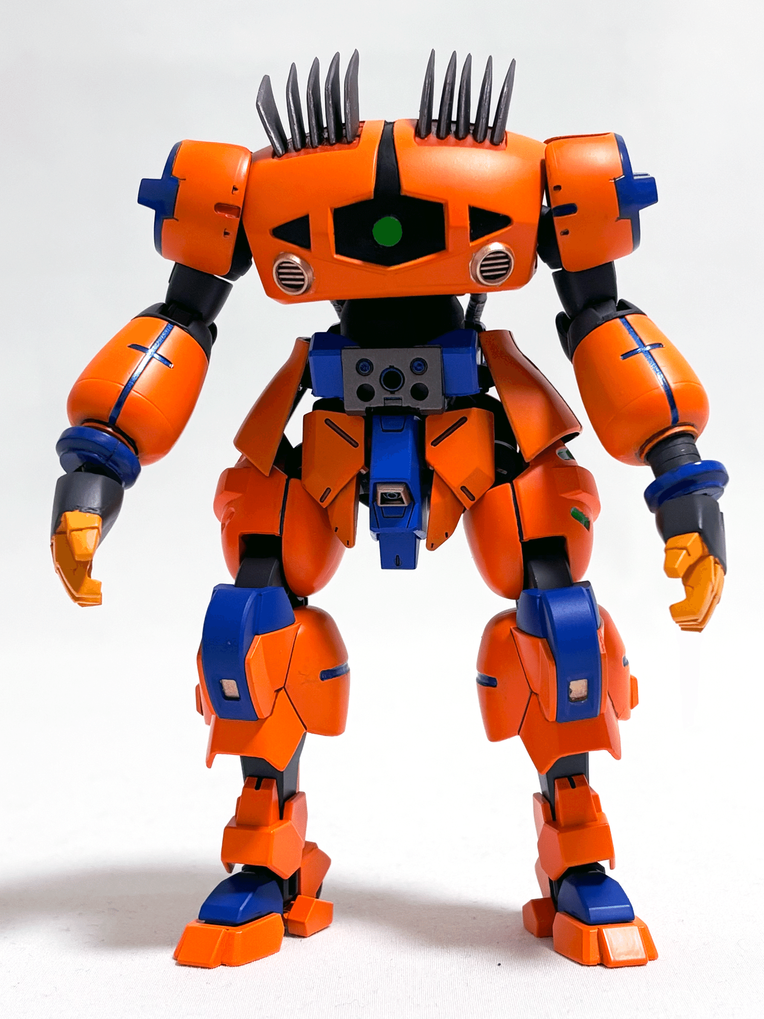 MGアッガイ、HGゾゴックガンダムプラモデル塗装完成品/現状品/一部折れ MGアッガイ、HGゾゴックガンダムプラモデル塗装完成品/現状品/一部折れ