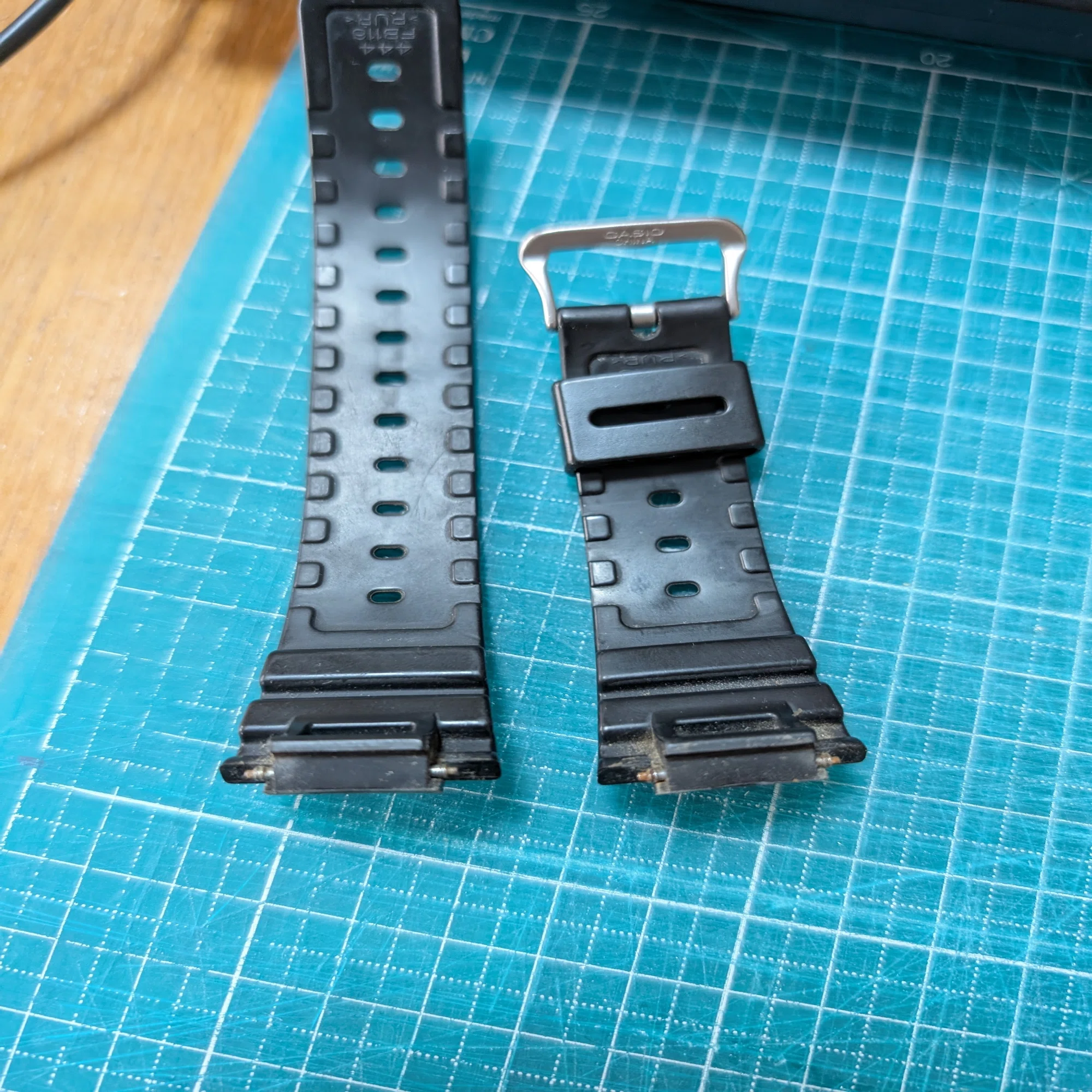 カシオ☆G-SHOCK GA-120BB☆電池交換済み G-SHOCKの電池交換、やっ