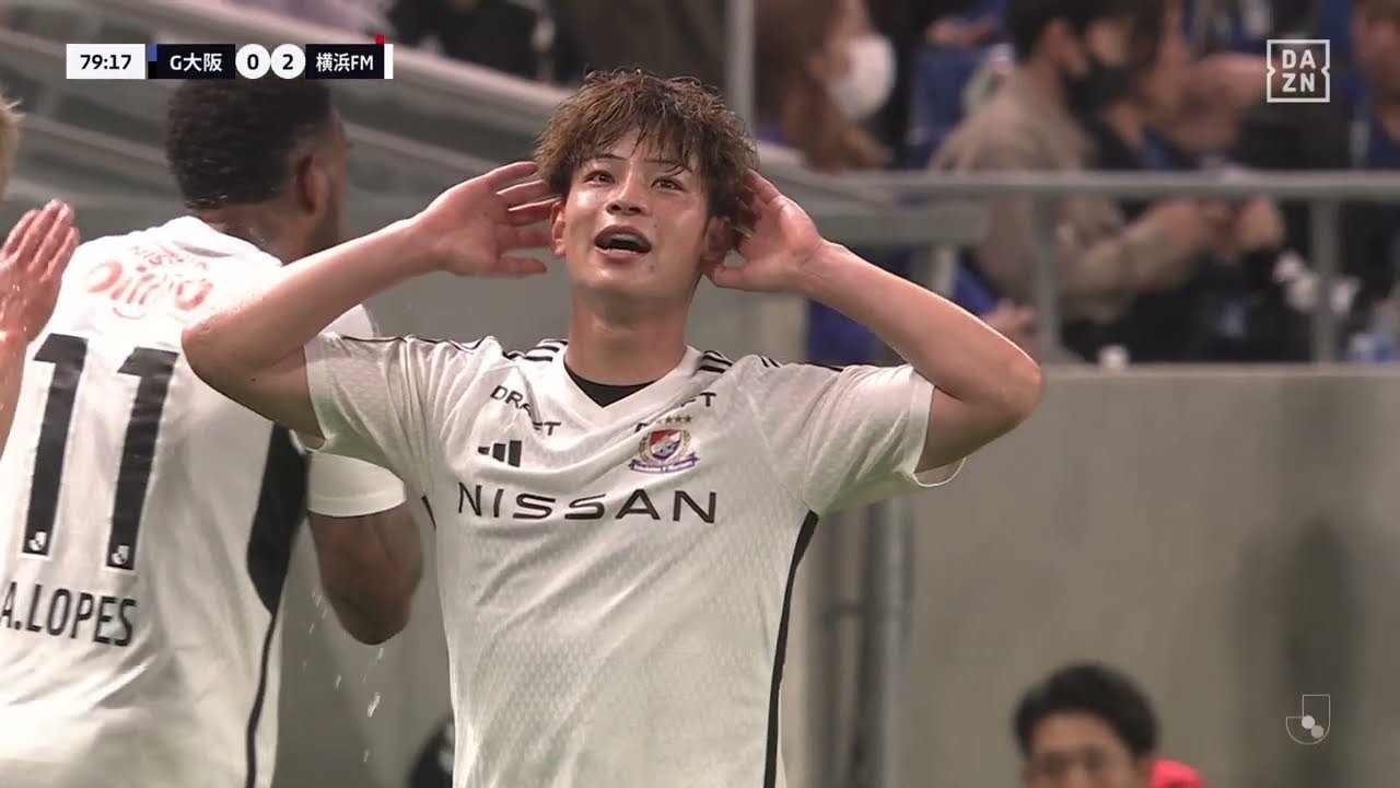 永戸勝也選手J1通算200試合達成おめでとう御座います🎉｜カツヤ