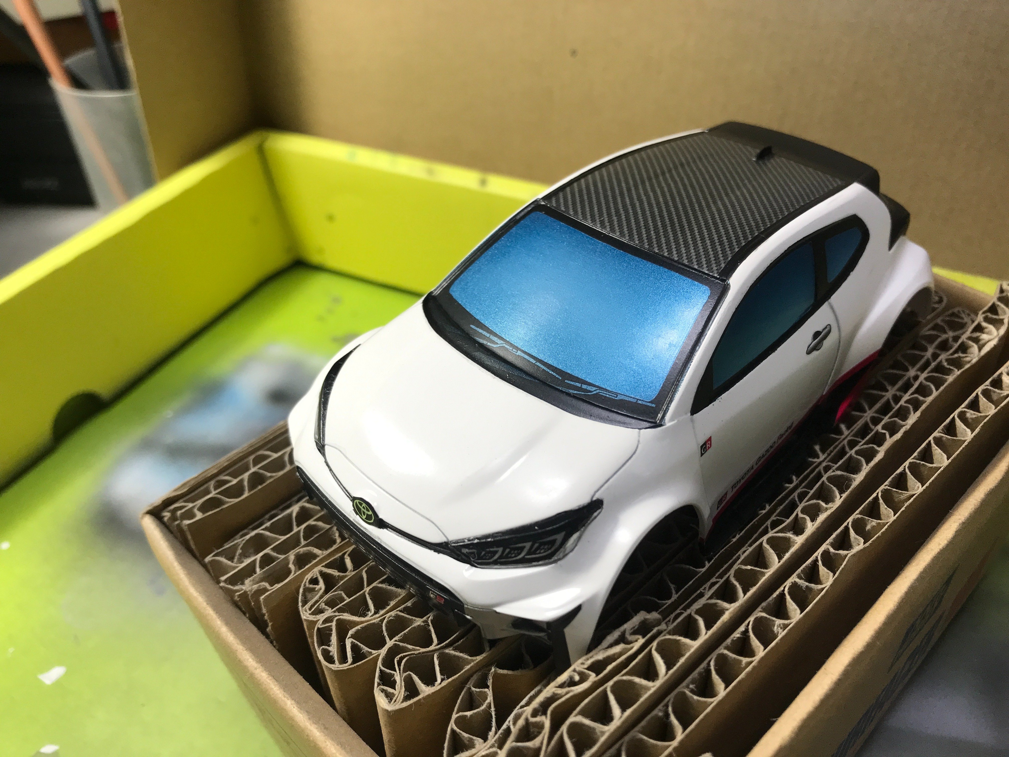 タミヤ 1/24 デカール 12種15枚 ミニ四駆 自作デカールでミニ四駆製作 作例GRヤリスとNEO VQS、塗装