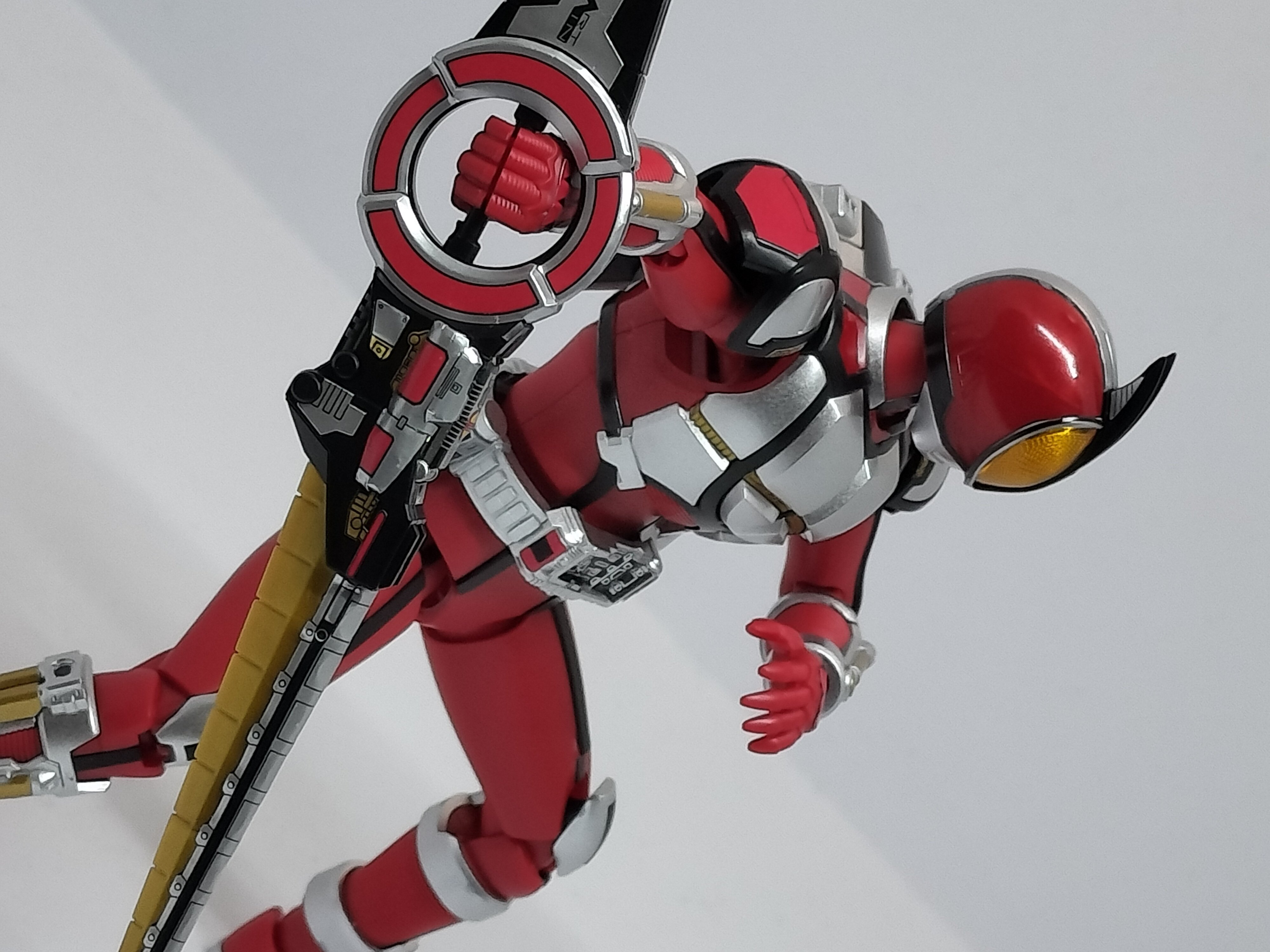 Figure-riseStandard 仮面ライダーファイズ ブラスターフォーム Amazon | フィギュアライズスタンダード 仮面ライダーファイズ