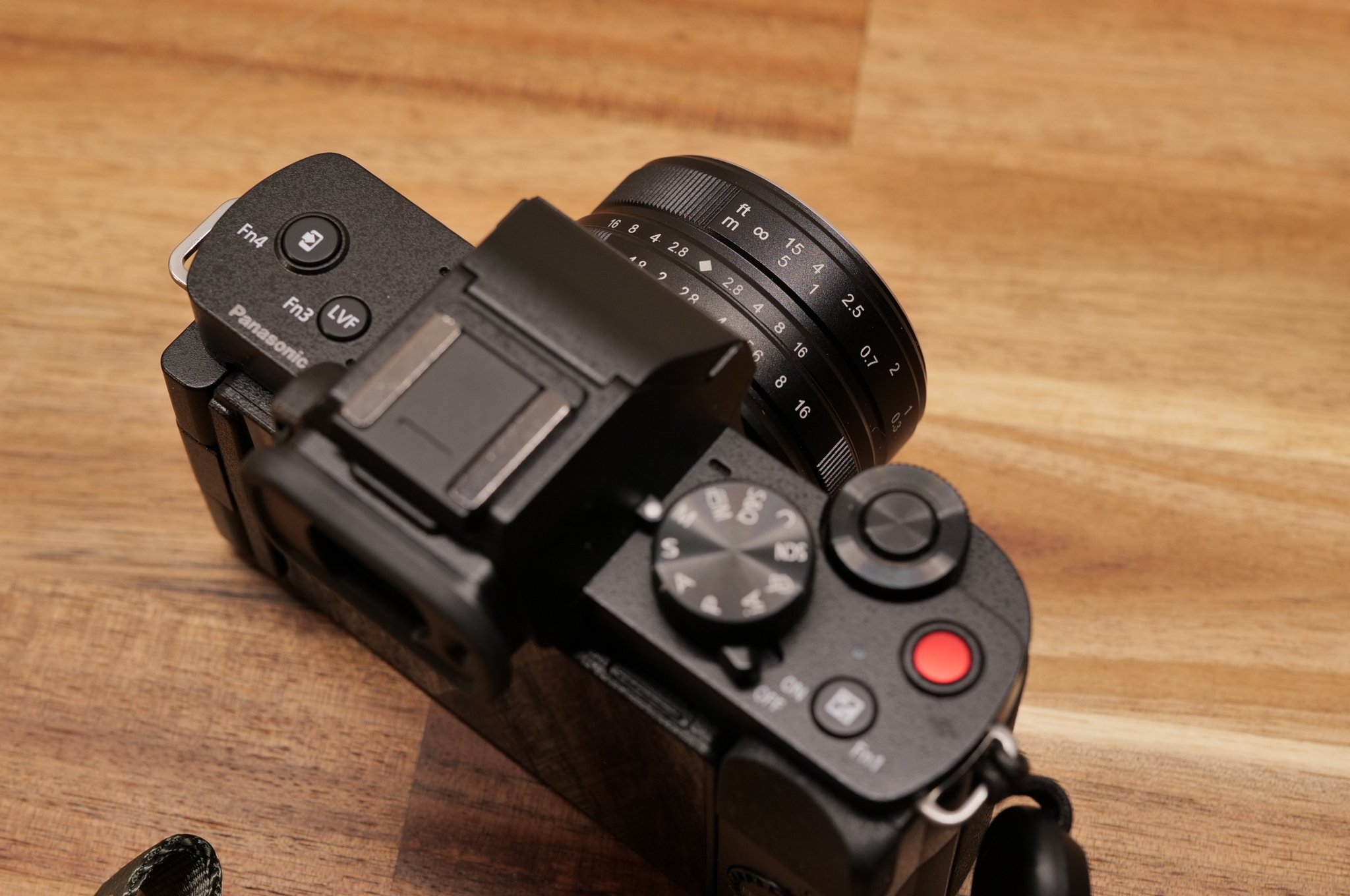 【動作良好】7artisans 25mm Xマウント ヨドバシ.com - 七工匠 7artisans 25mm F1.8 25FXB BK [25mm F1