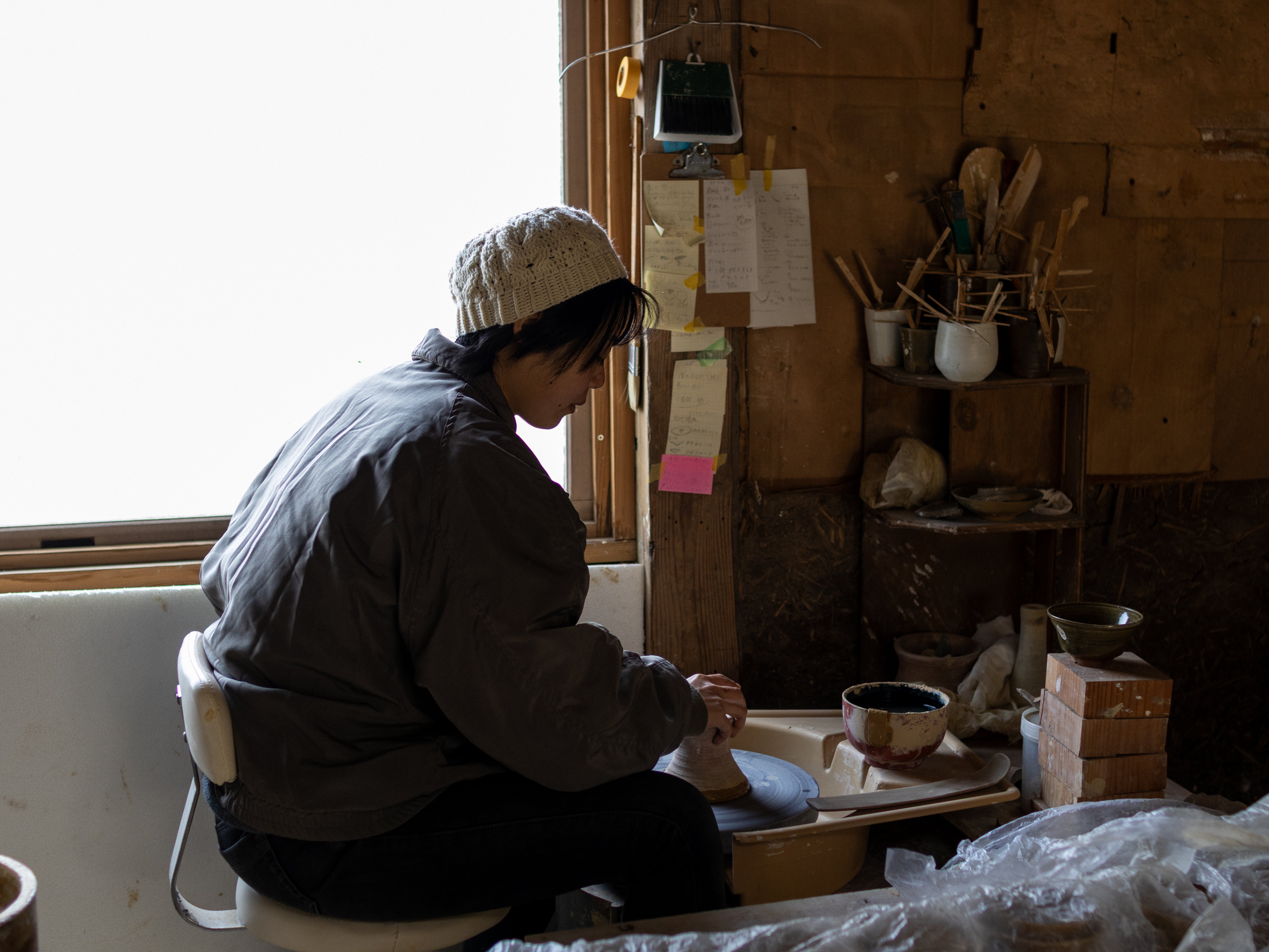 インタビュー】優先すべきは常にろくろー陶芸家・秋田菫さんが向き合う