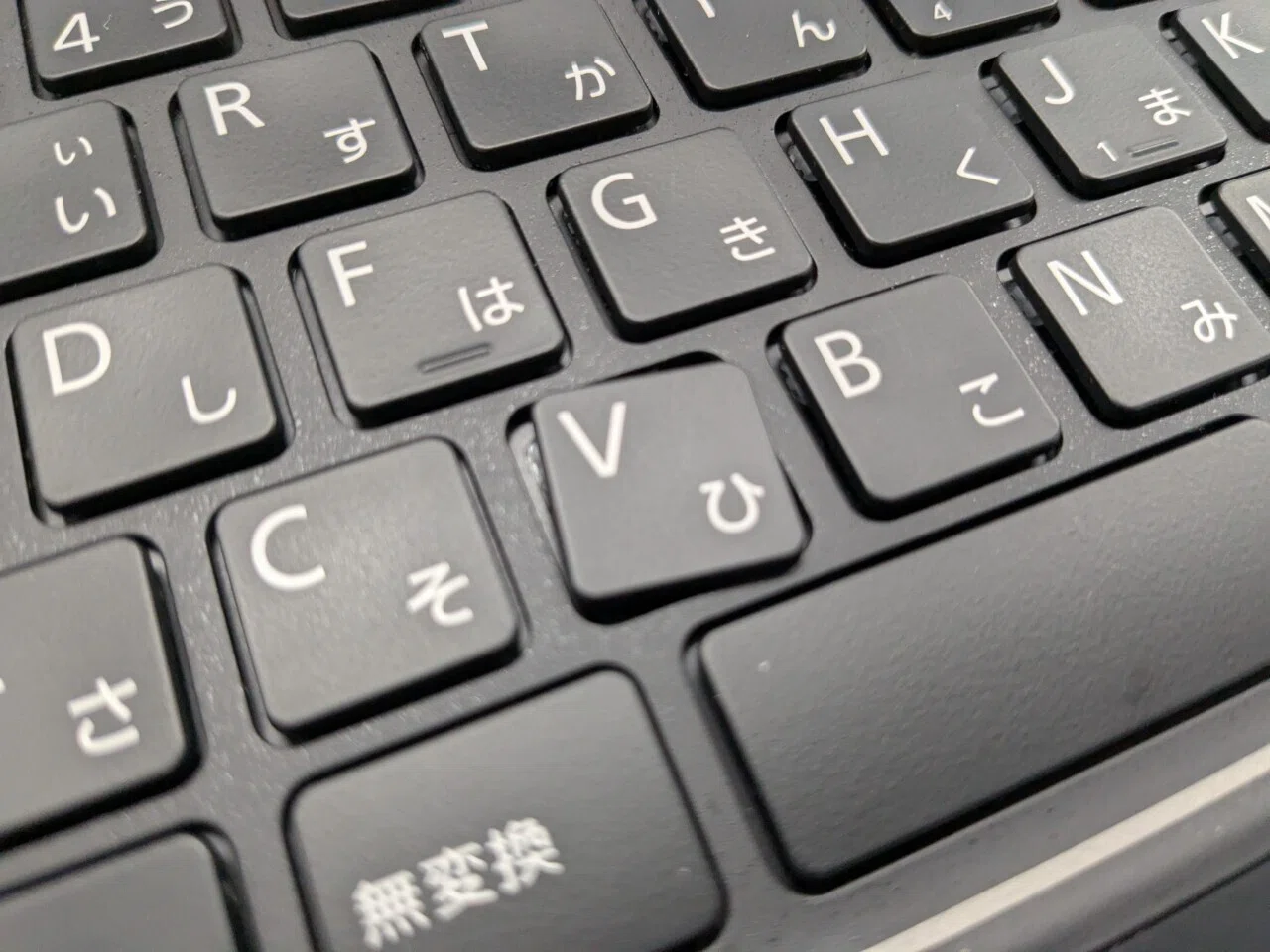 ノートPCのキーボードが破損｜デザイン思考と本質追究を楽しもう♫