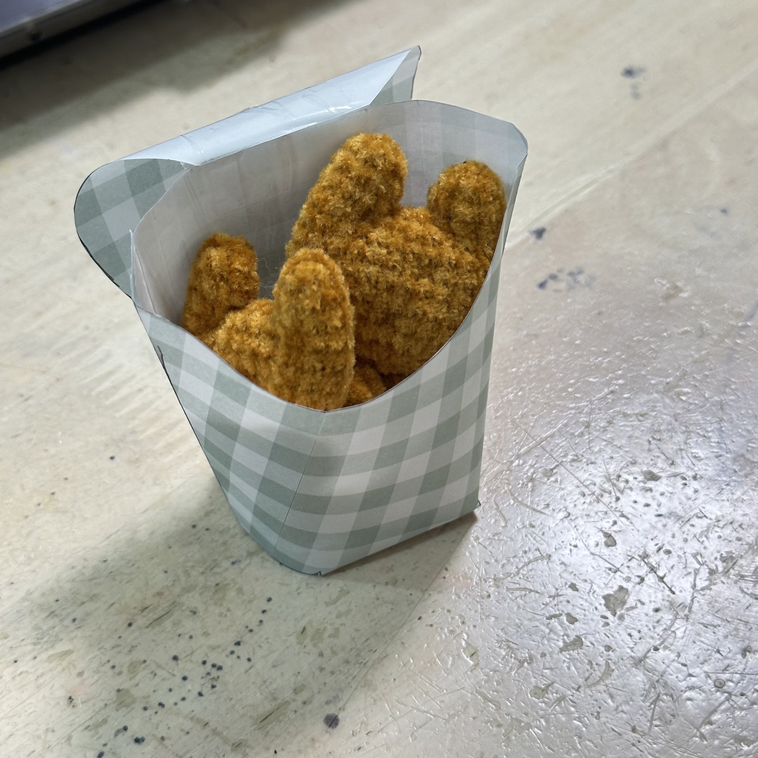 サクにゃげのあみぐるみ｜reirei3413