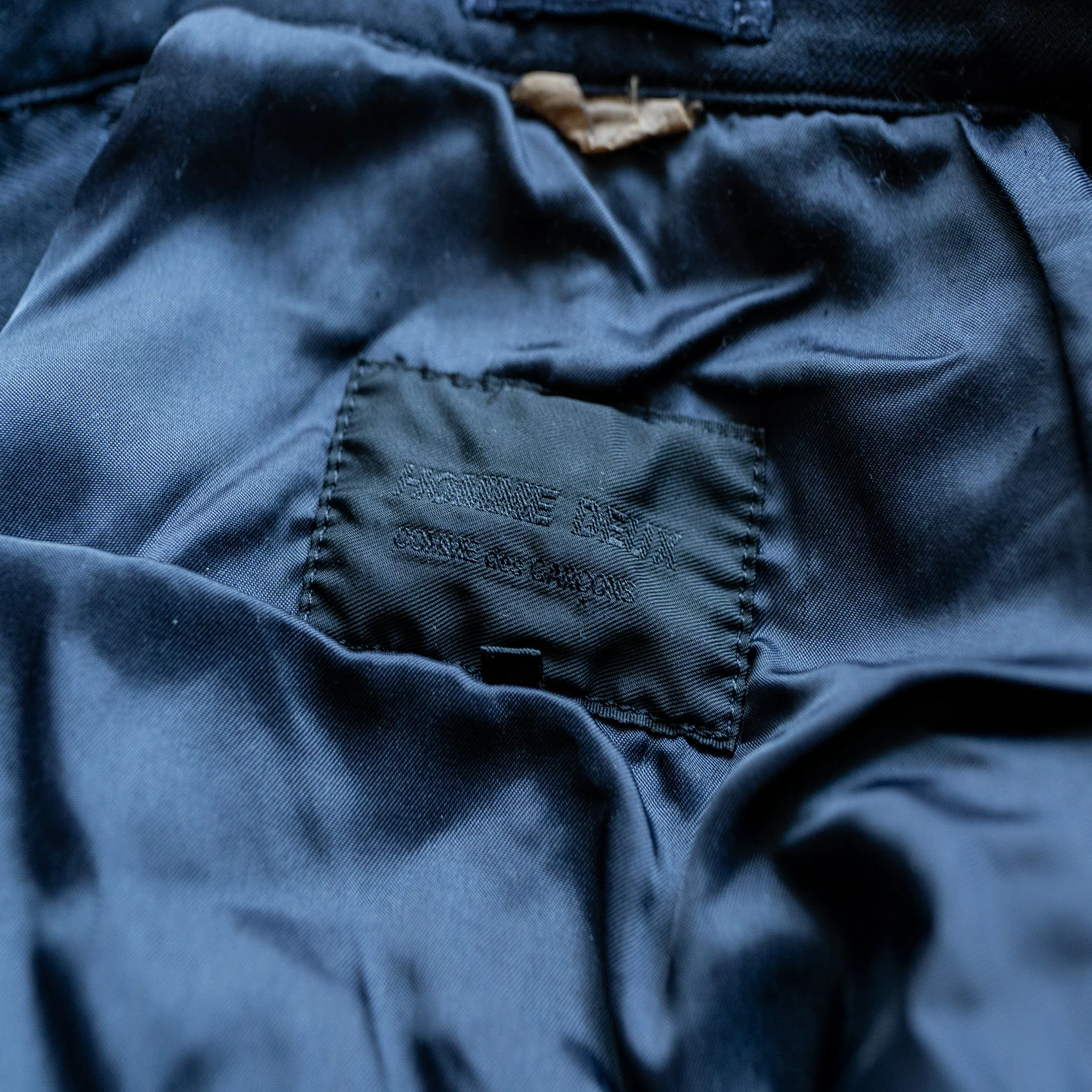 COMME des GARÇONS HOMME DEUXのポリ縮絨ジャケット｜アキラ