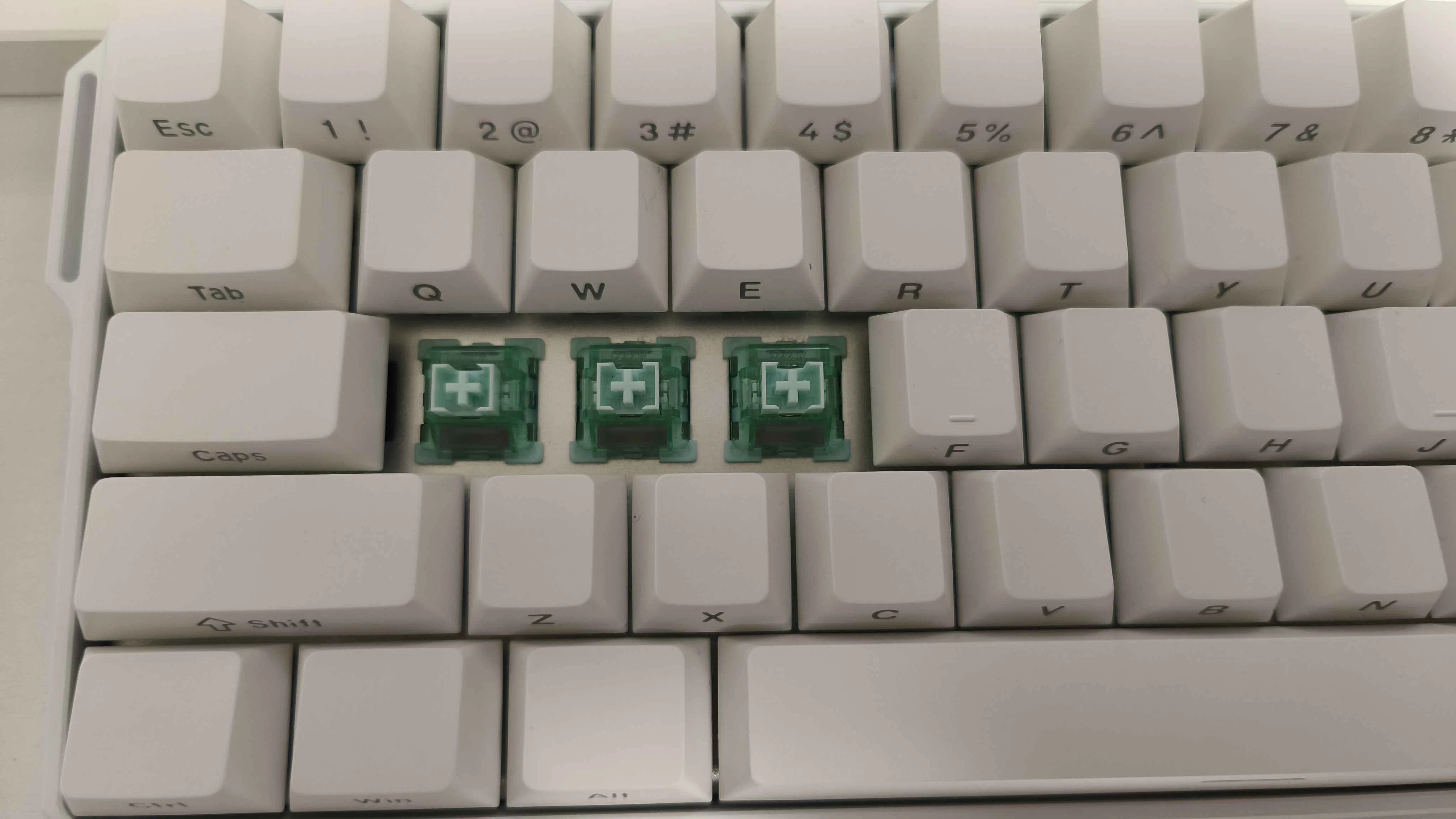 5980円から買える超高性能ラピッドトリガーキーボード【FUN60Pro