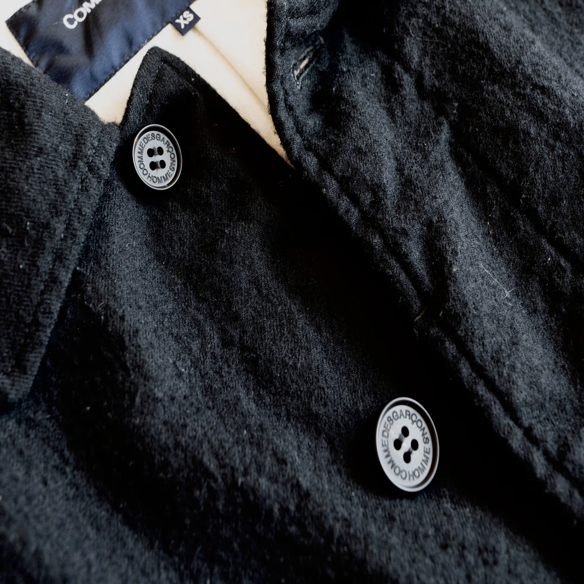 COMME des GARÇONS HOMMEのバルマカーンコート｜アキラ