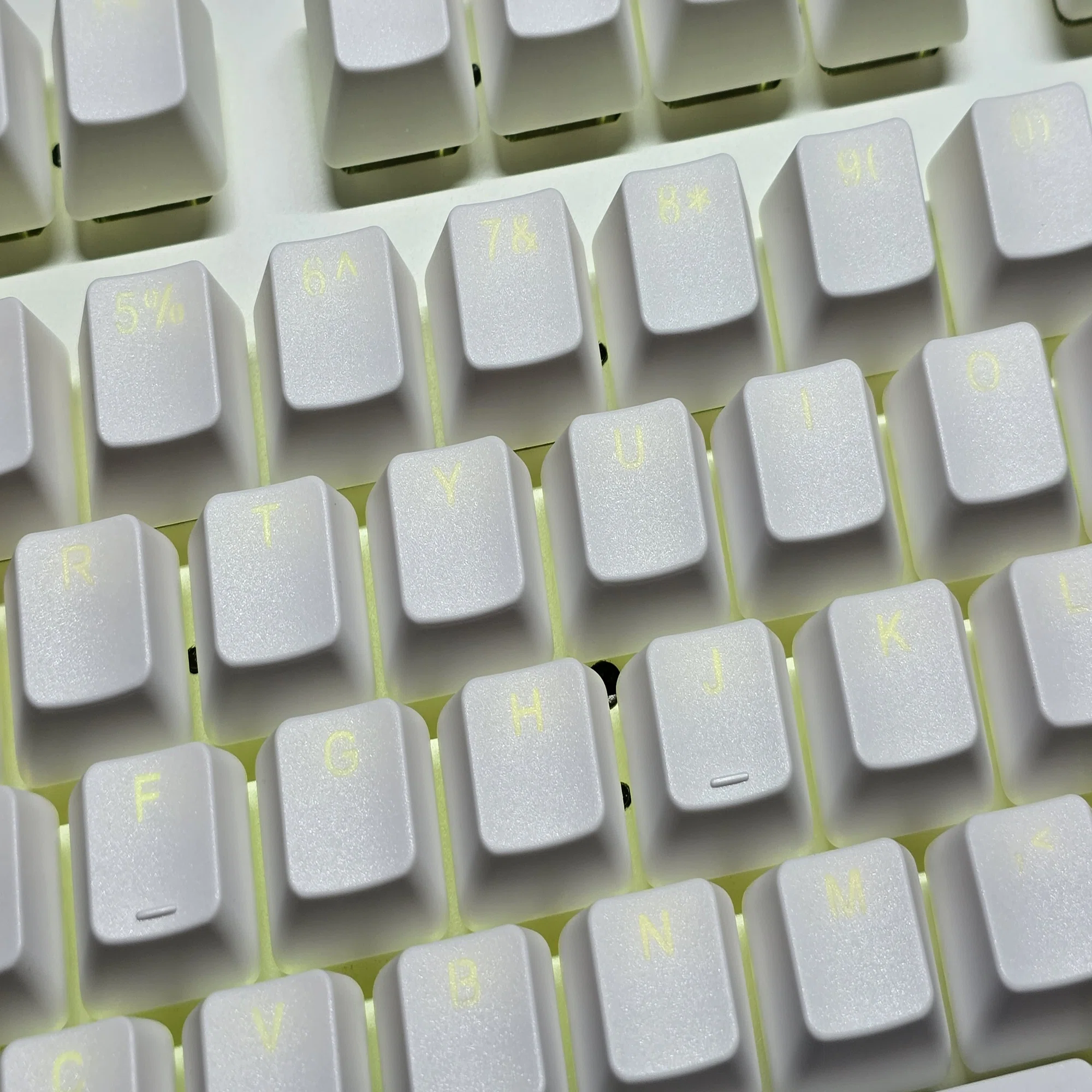 REALFORCE GX1 ホワイト 購入レビュー｜しじま アオ