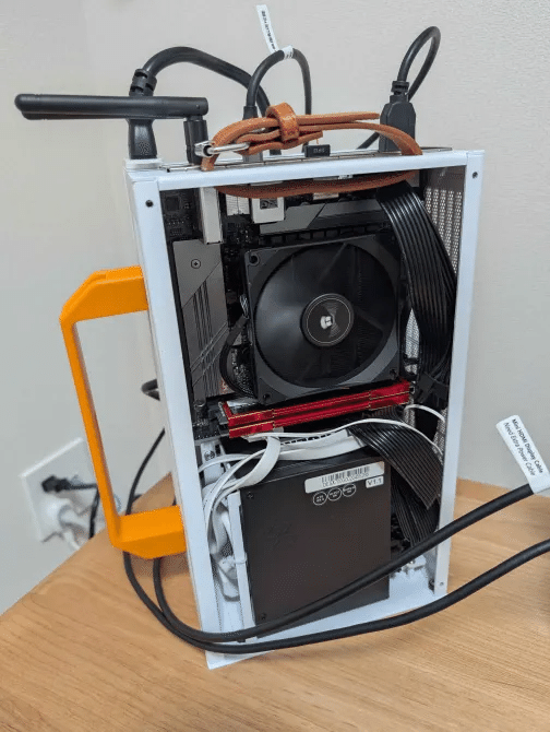 自作PC Custom PC] Building a really small gaming PC 11th i5