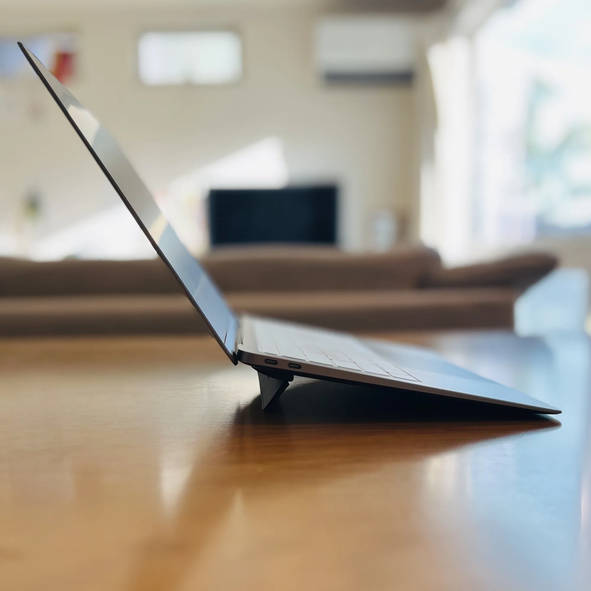MacBook Air(M1 2020)と一緒に使っているガジェットたち｜mame
