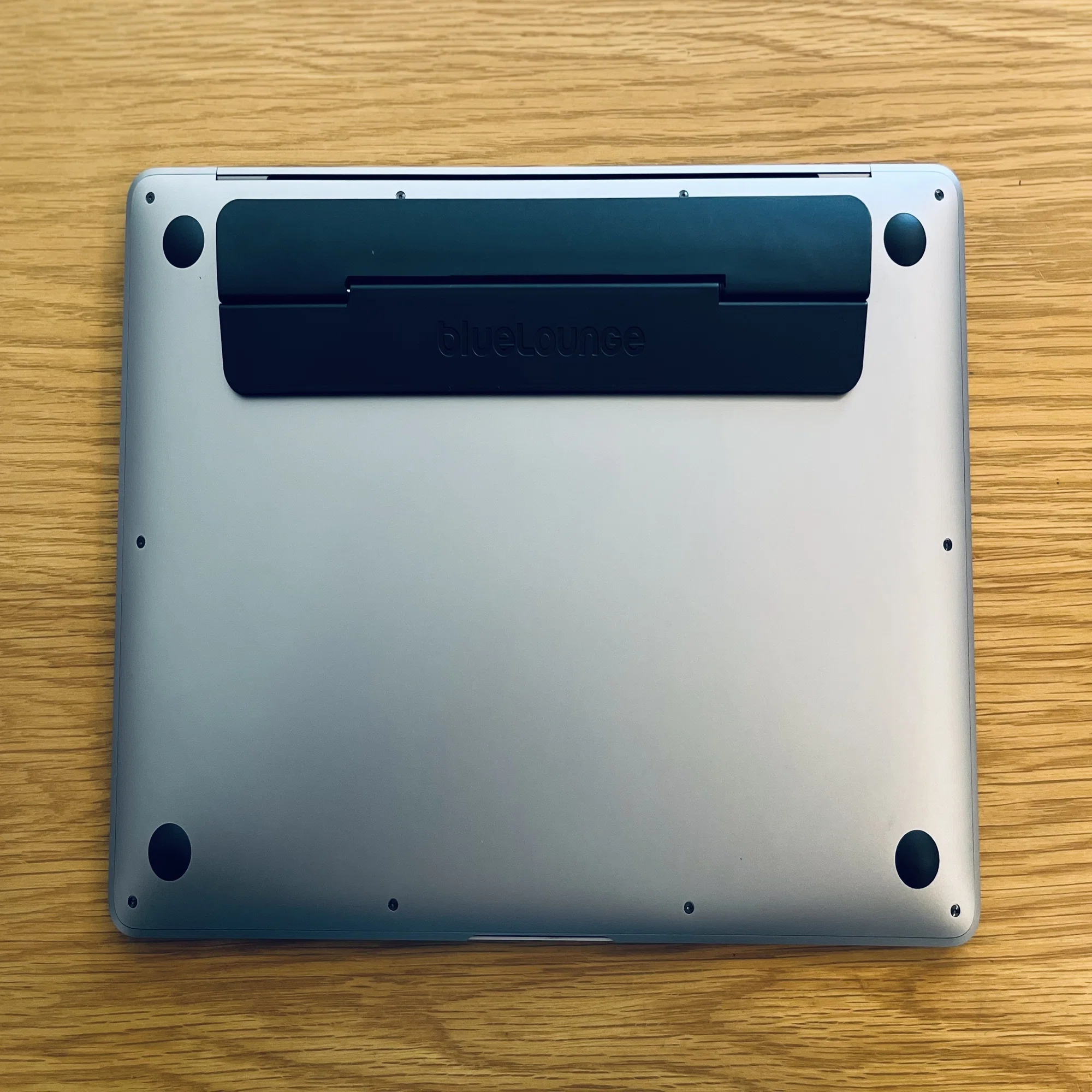 MacBook Air(M1 2020)と一緒に使っているガジェットたち｜mame