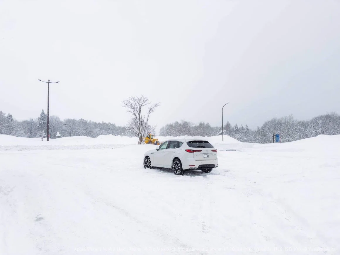 CX-60と暮らす｜雪道性能を検証。特別豪雪地帯・黒姫高原を走る