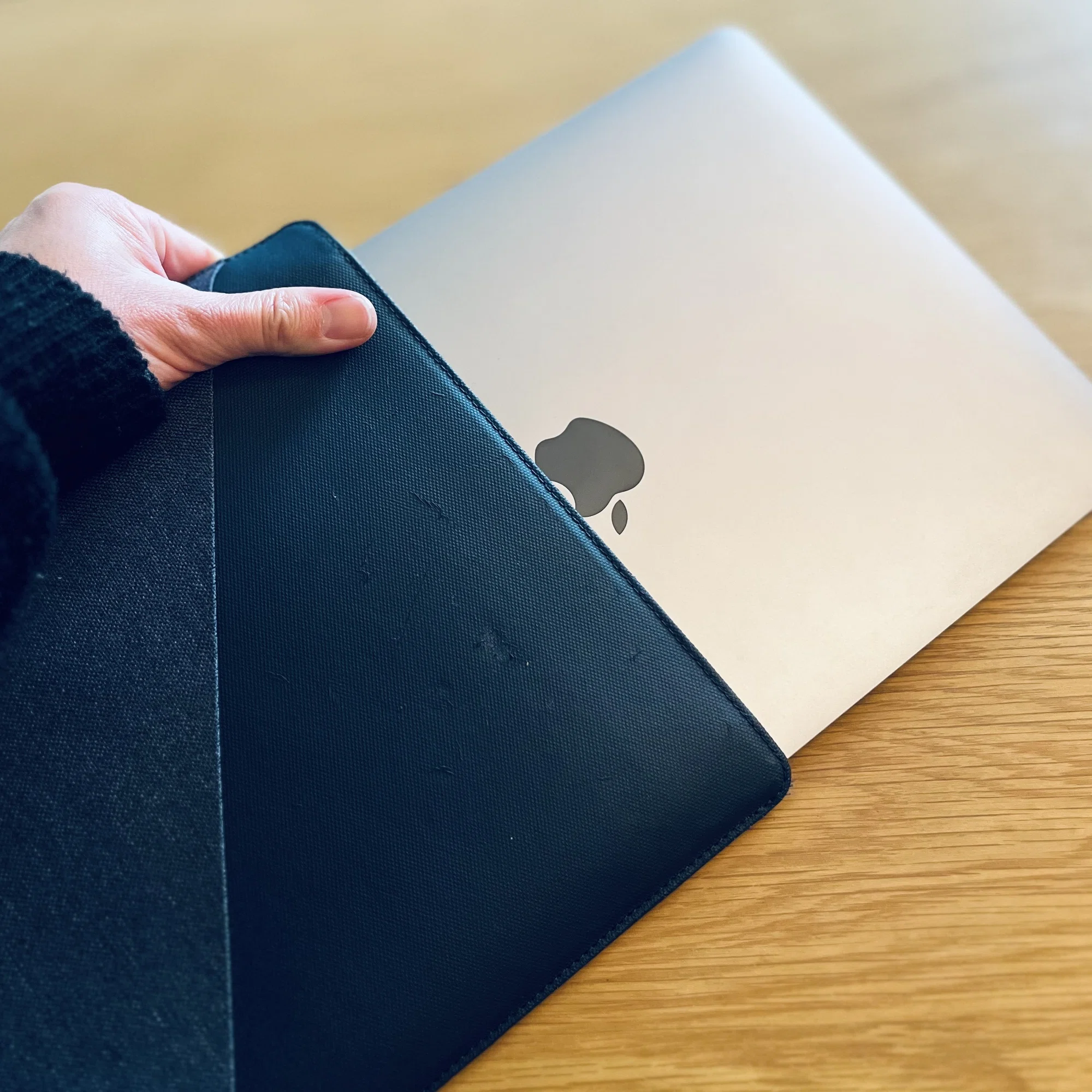MacBook Air(M1 2020)と一緒に使っているガジェットたち｜mame